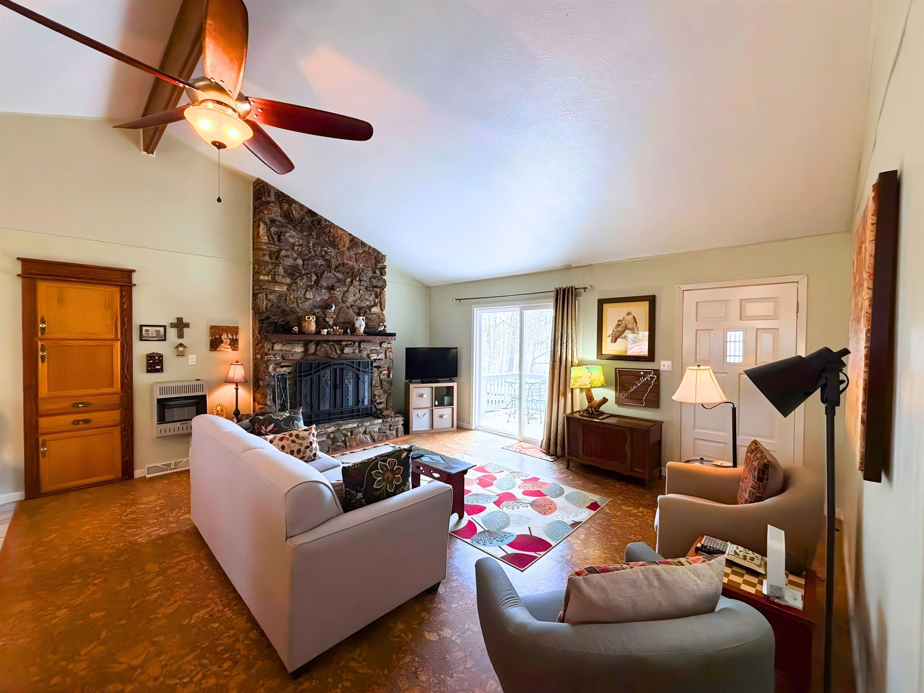 43 Winnebago  Cherokee Village, AR