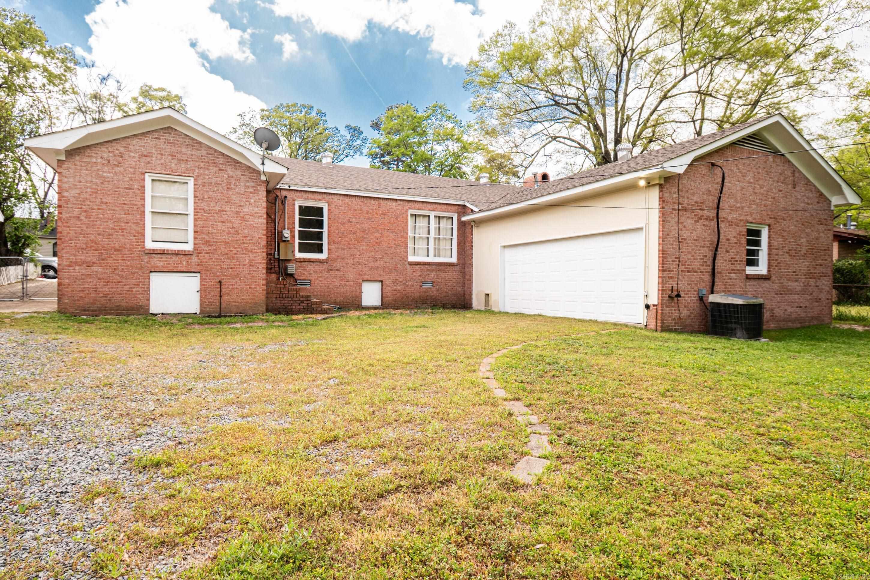 1402 W Faulkner St  El Dorado, AR