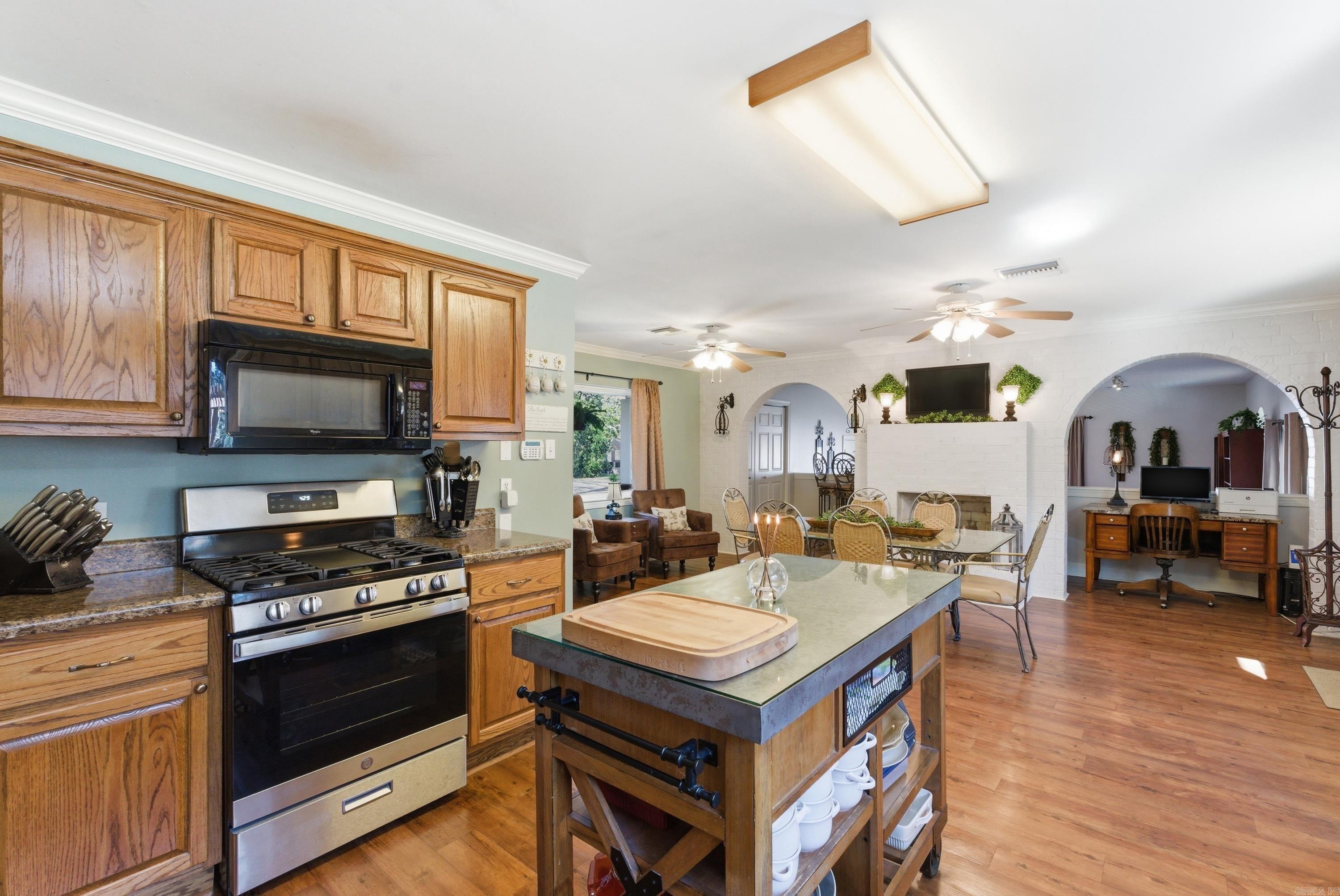 6 Sherwood Dr  Conway, AR