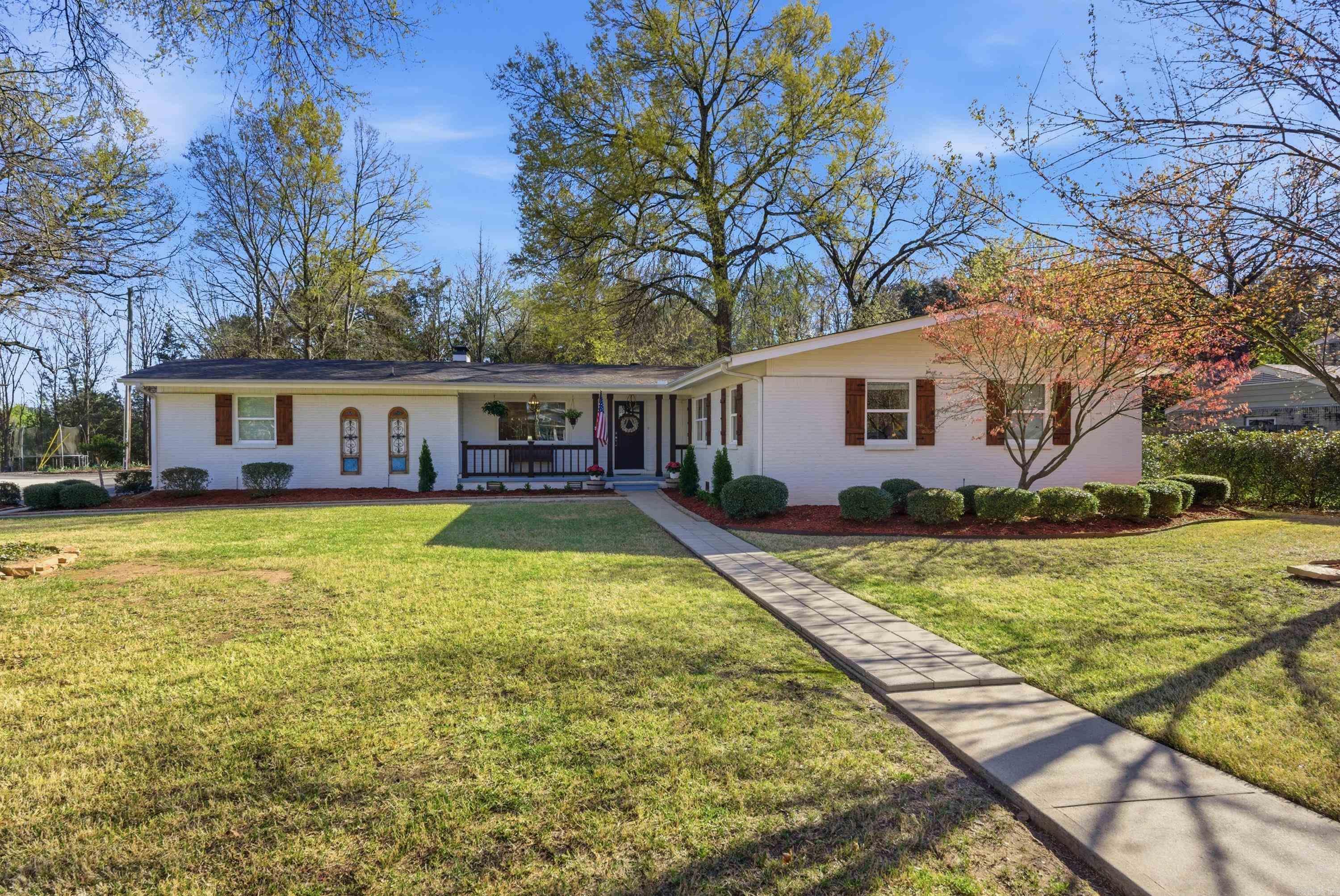 6 Sherwood Dr  Conway, AR