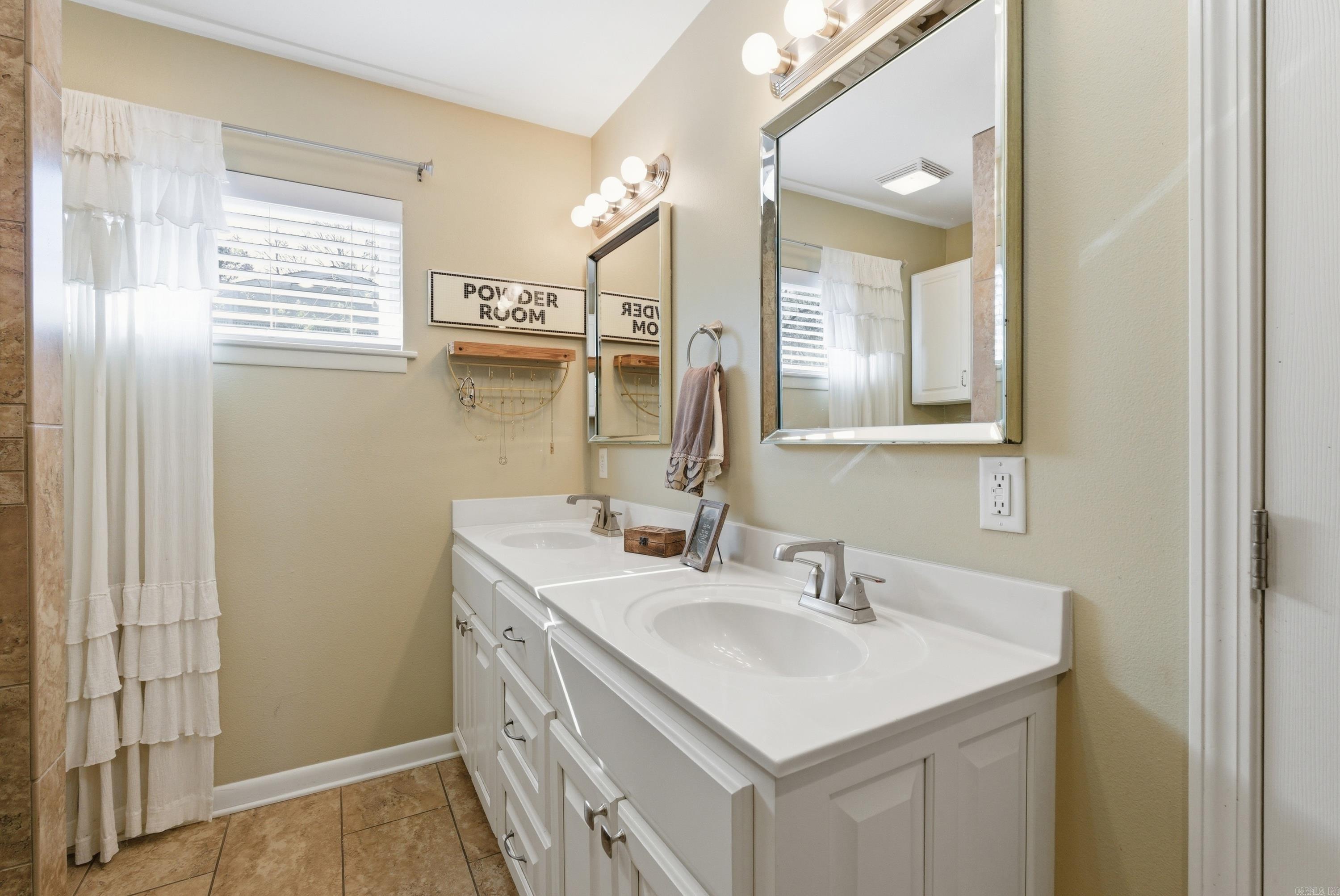 6 Sherwood Dr  Conway, AR