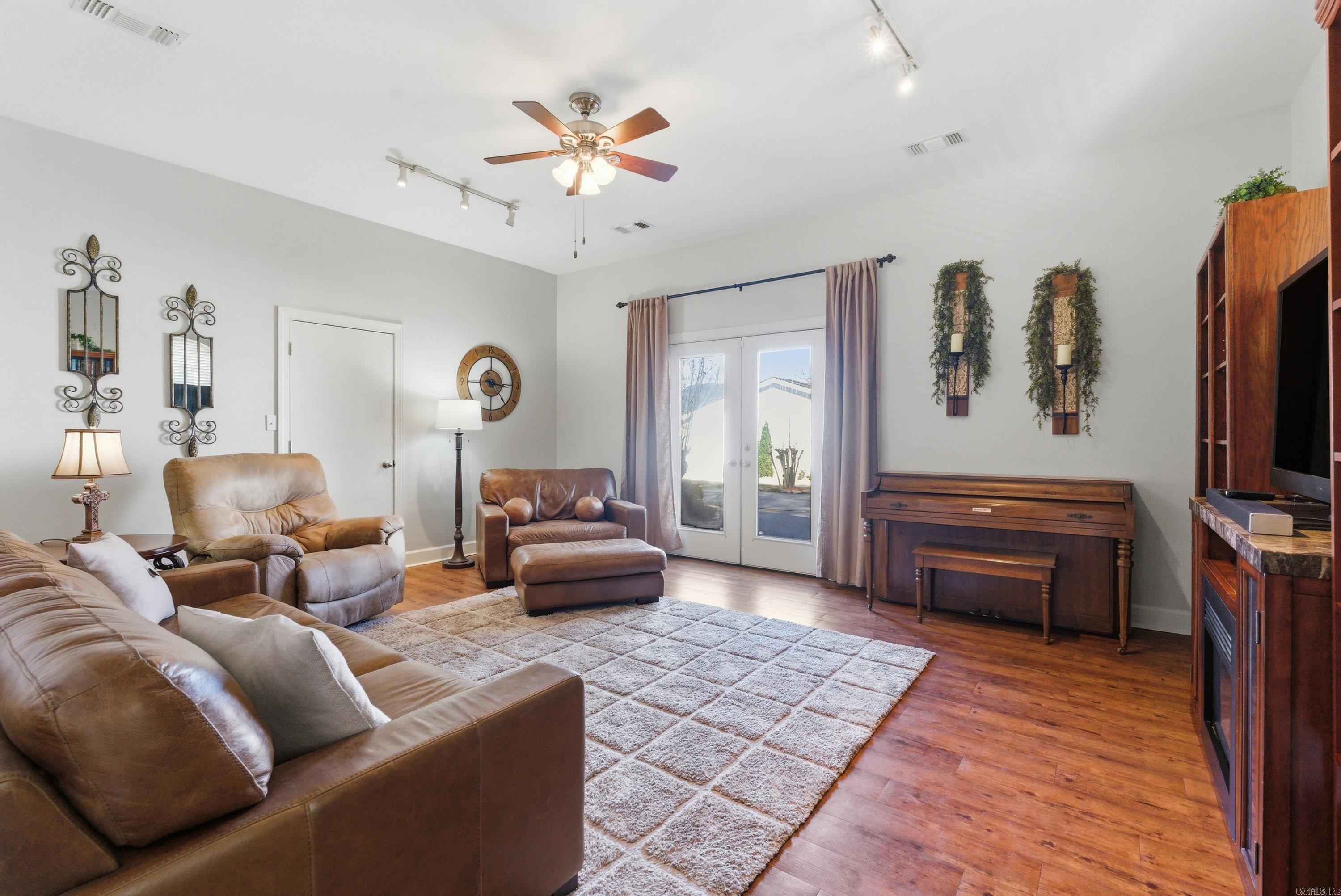 6 Sherwood Dr  Conway, AR