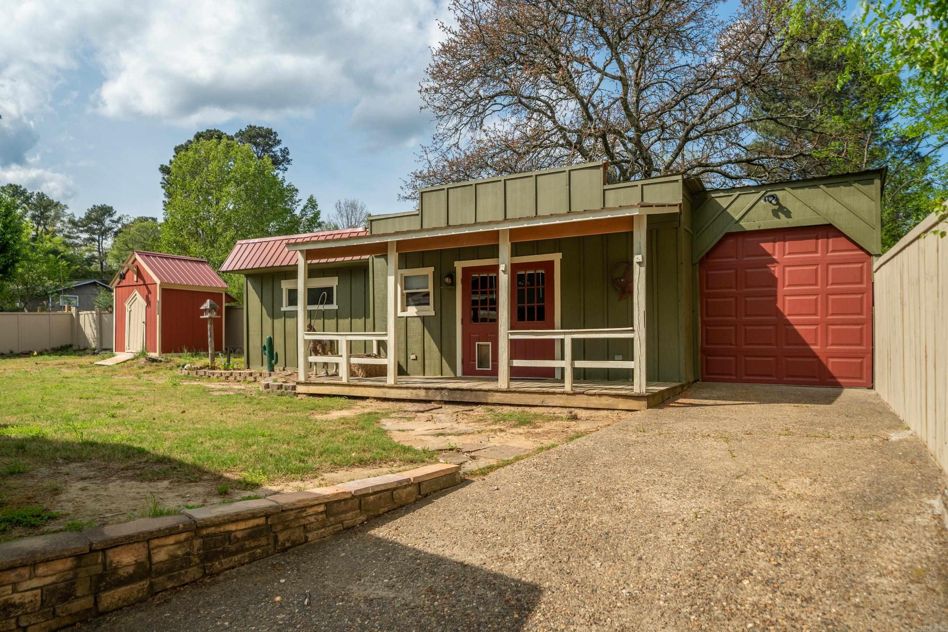 205 Lakeside  Hot Springs, AR