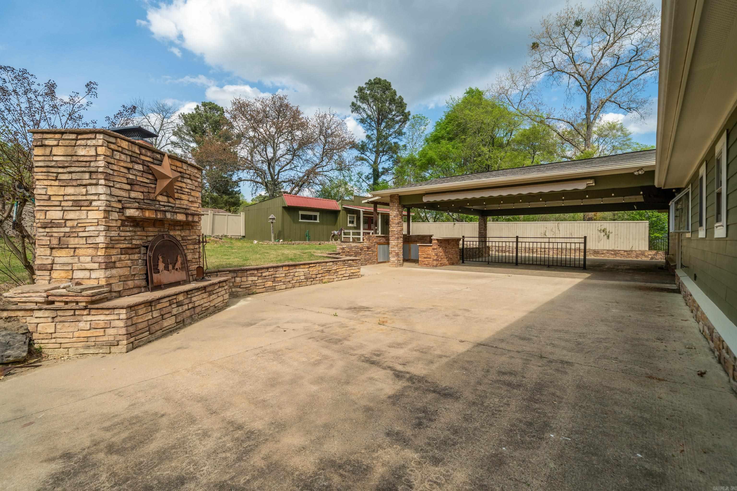 205 Lakeside  Hot Springs, AR