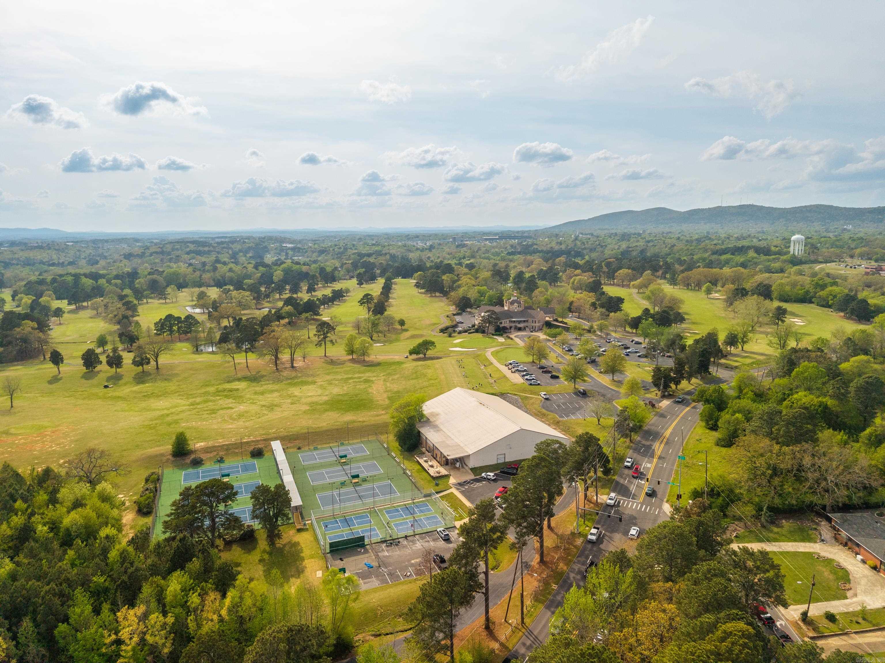 205 Lakeside  Hot Springs, AR