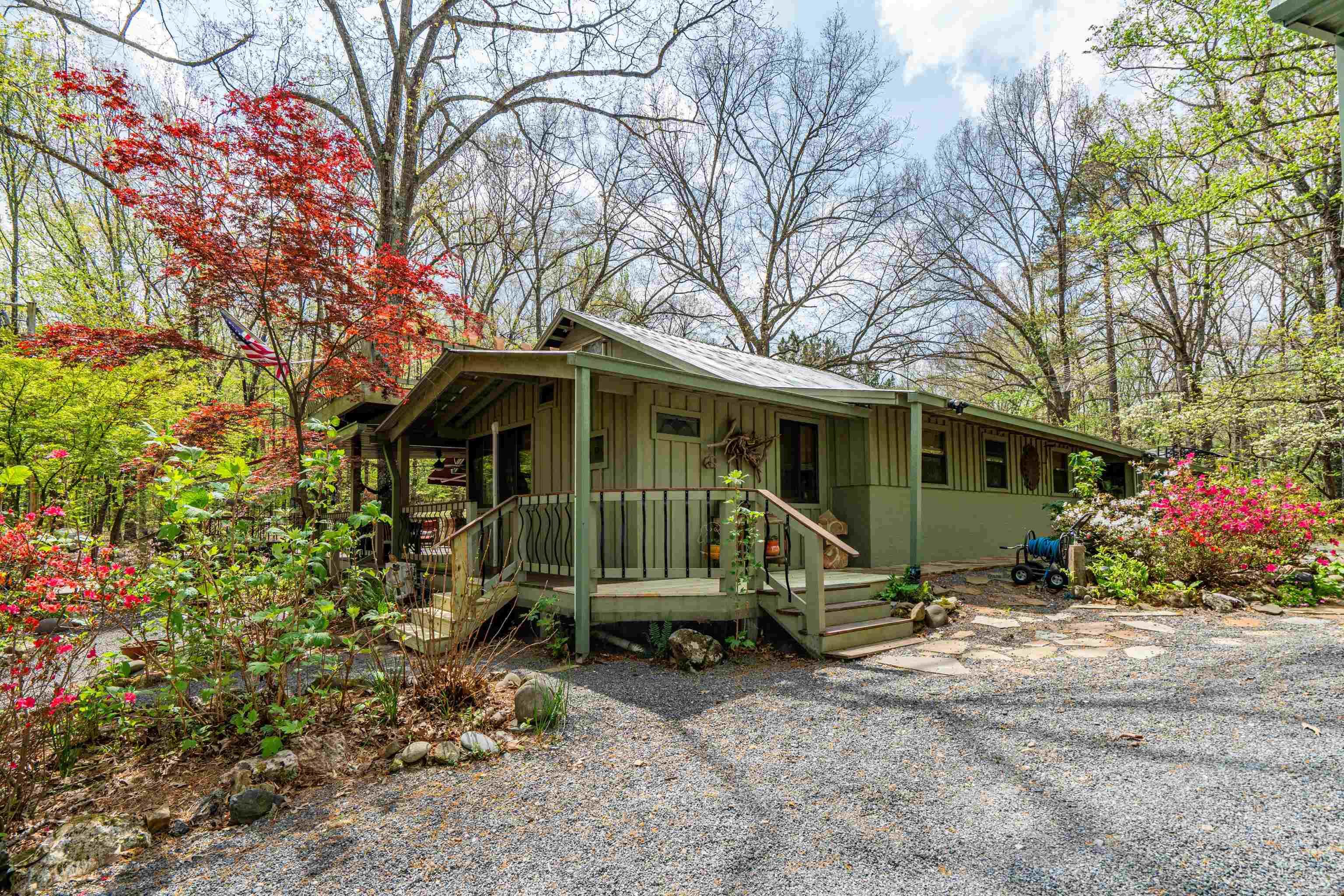 5935 E HWY 270  Mount Ida, AR