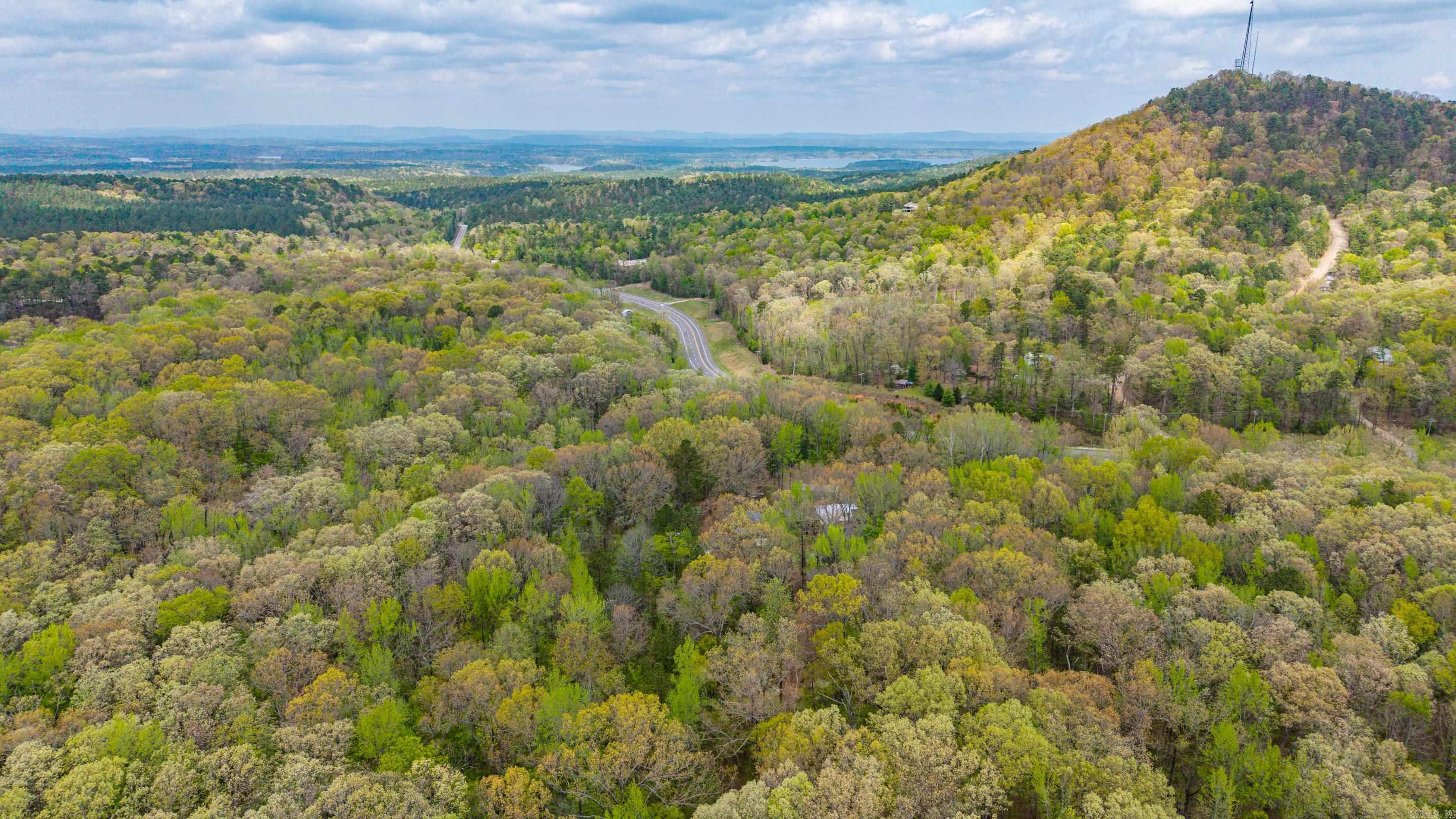 5935 E HWY 270  Mount Ida, AR