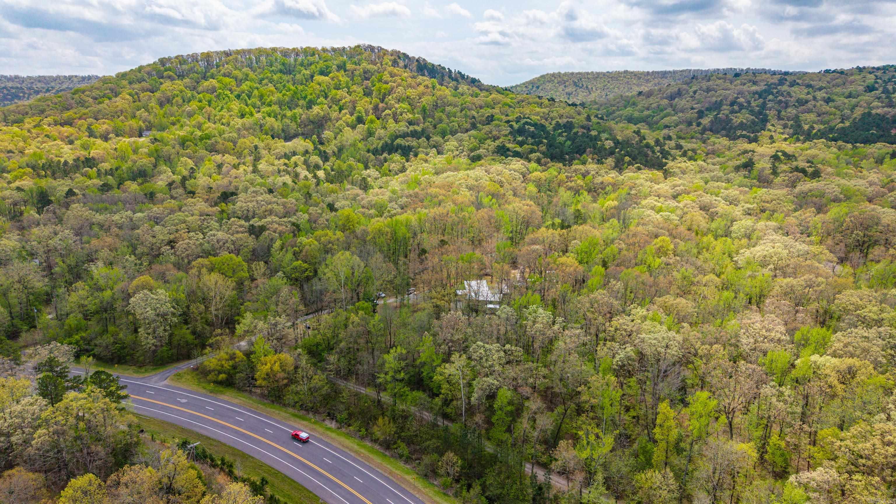 5935 E HWY 270  Mount Ida, AR