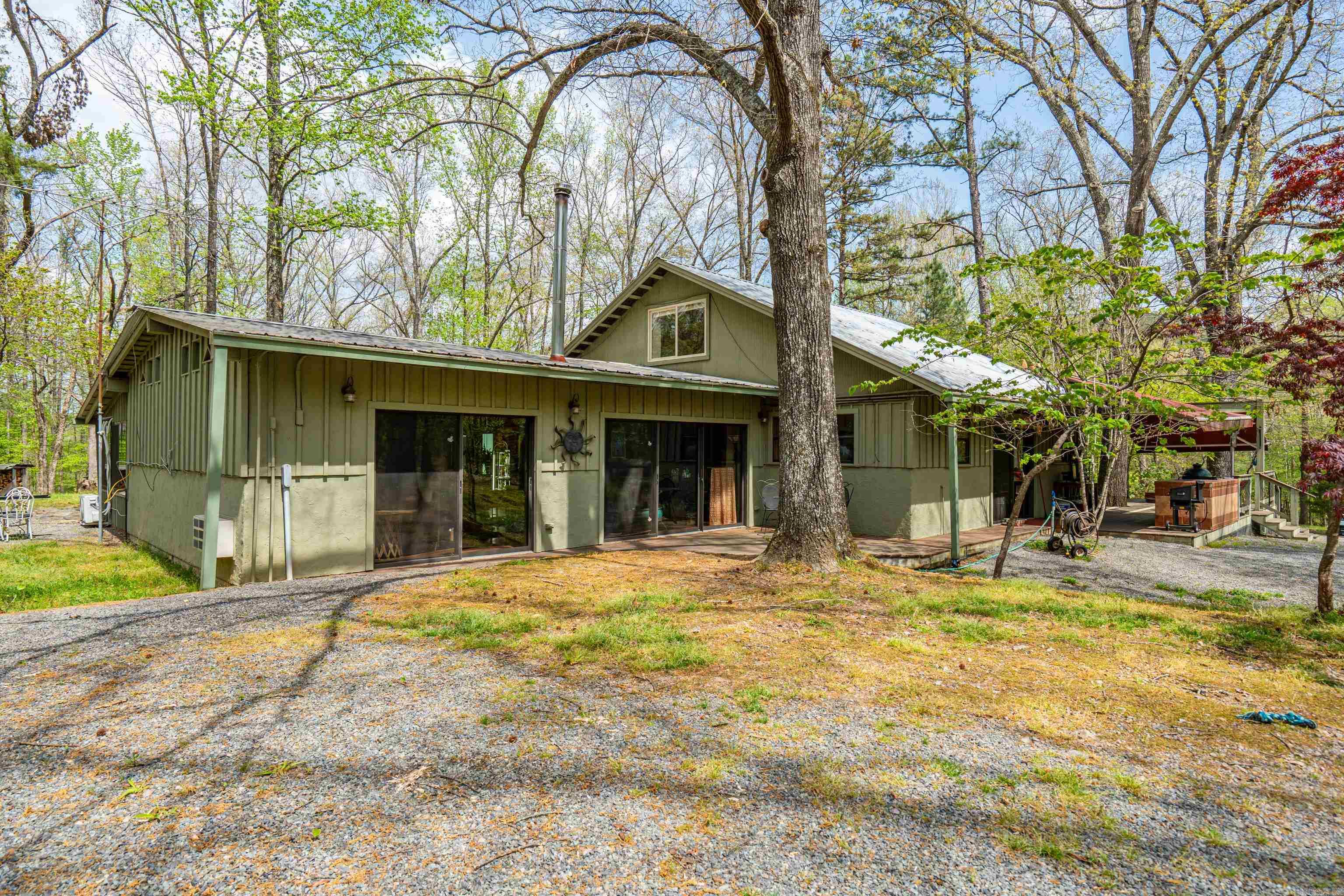 5935 E HWY 270  Mount Ida, AR