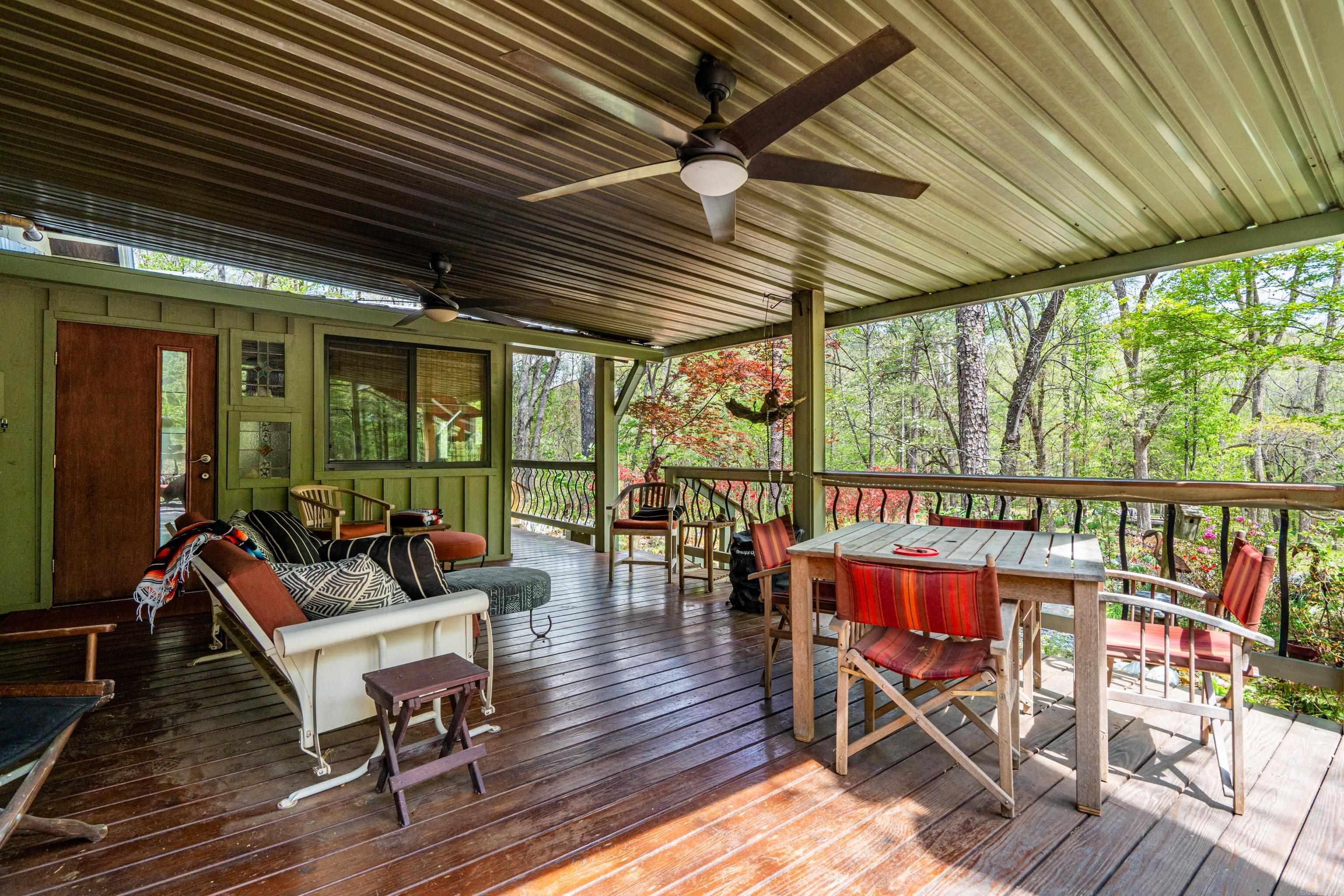 5935 E HWY 270  Mount Ida, AR