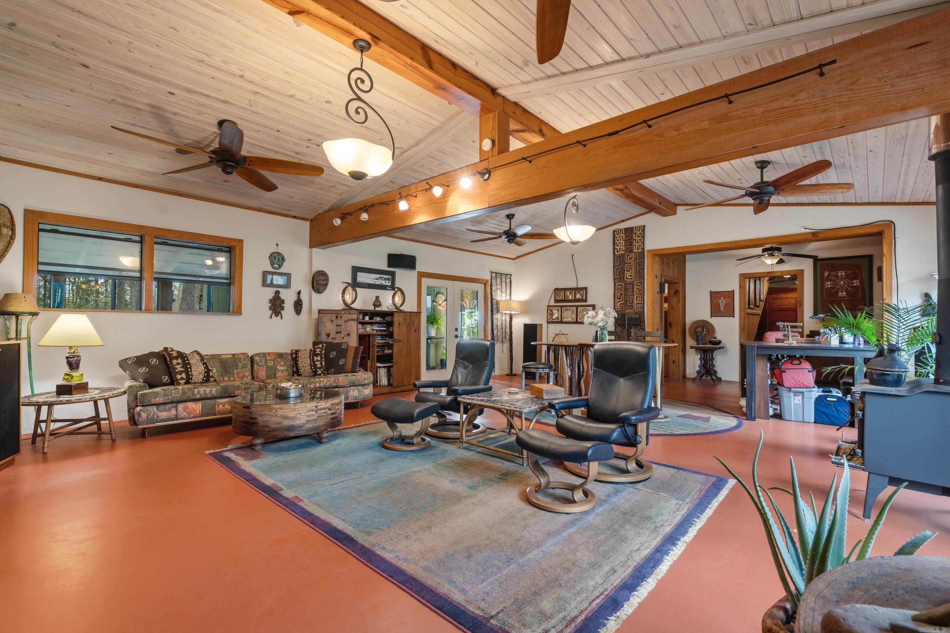 5935 E HWY 270  Mount Ida, AR