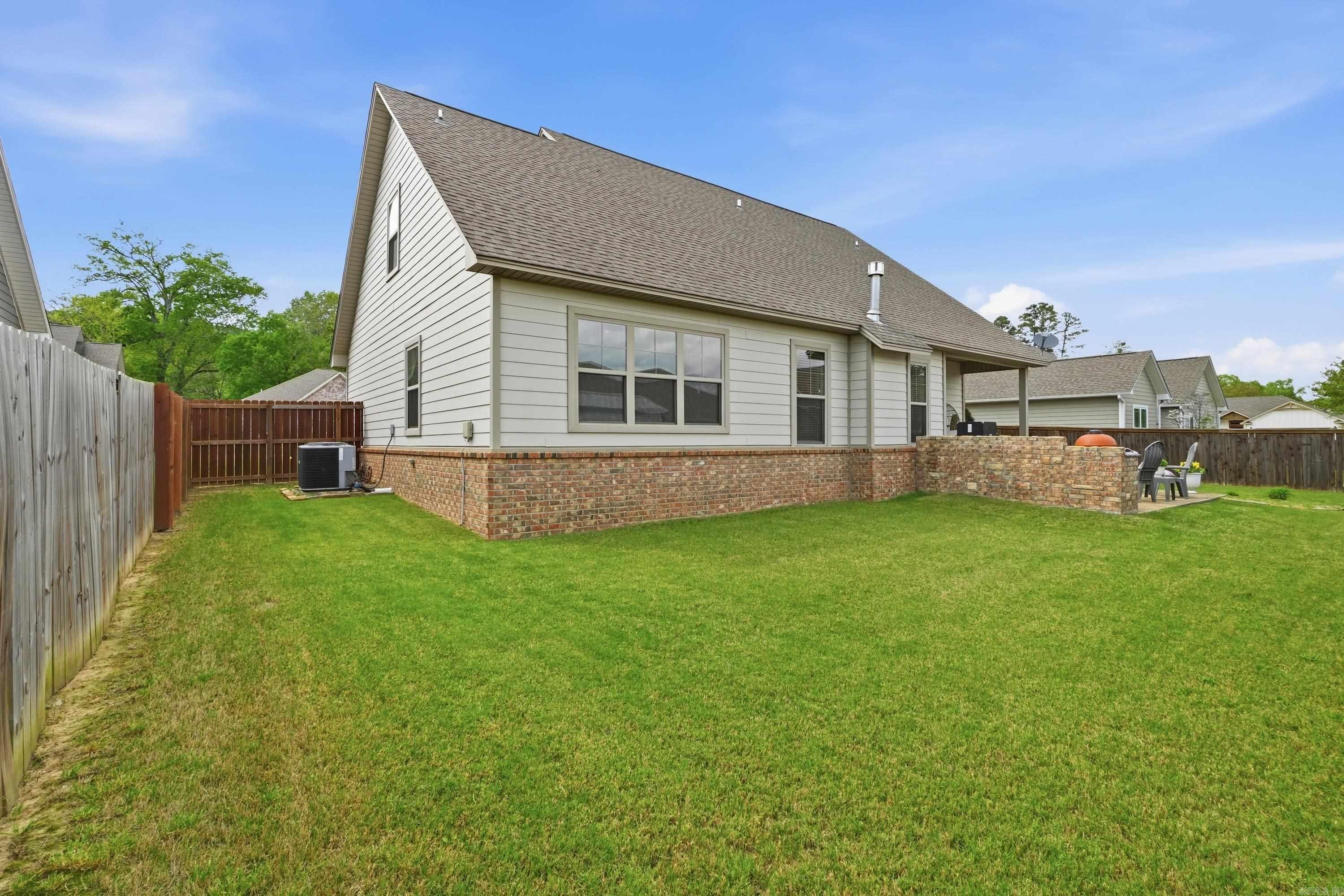 227 Promenade Cir  Russellville, AR