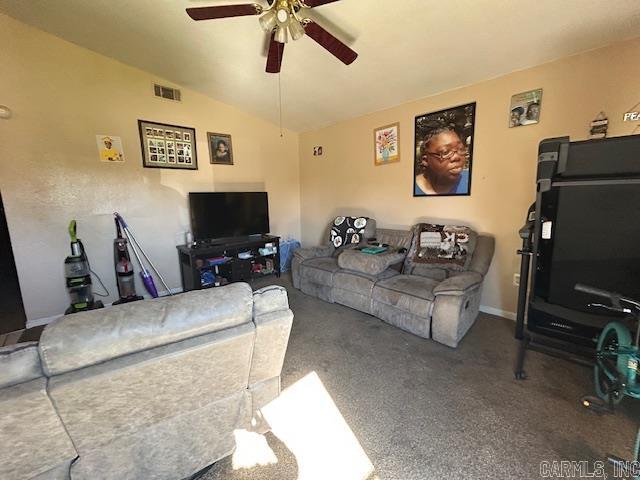 8205 N Claremont  Sherwood, AR