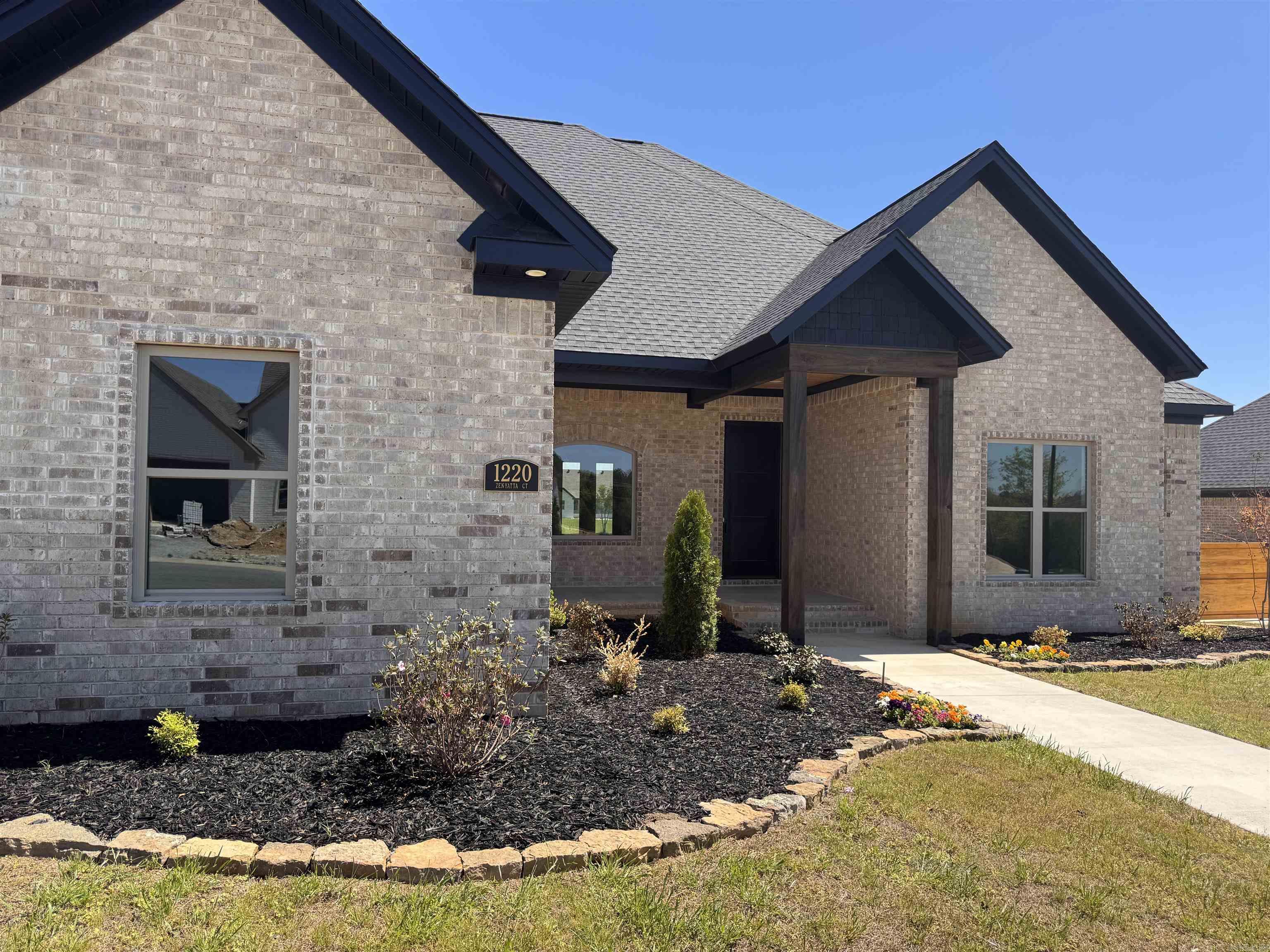 1220 Zenyatta  Searcy, AR