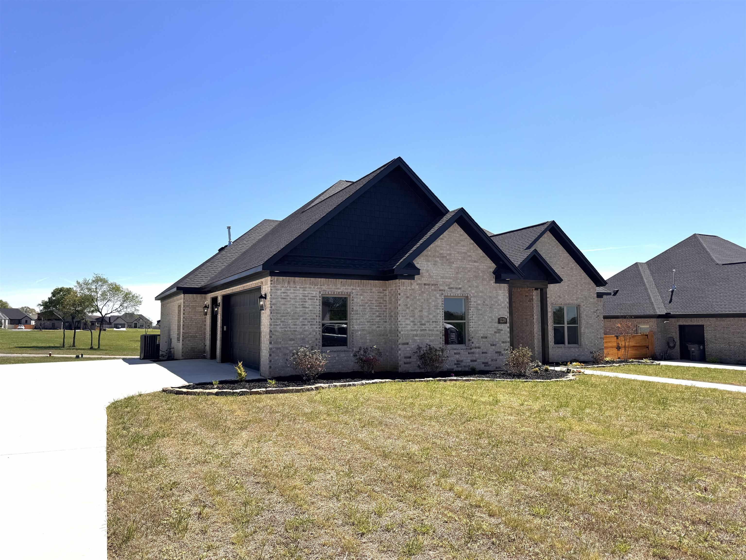 1220 Zenyatta  Searcy, AR