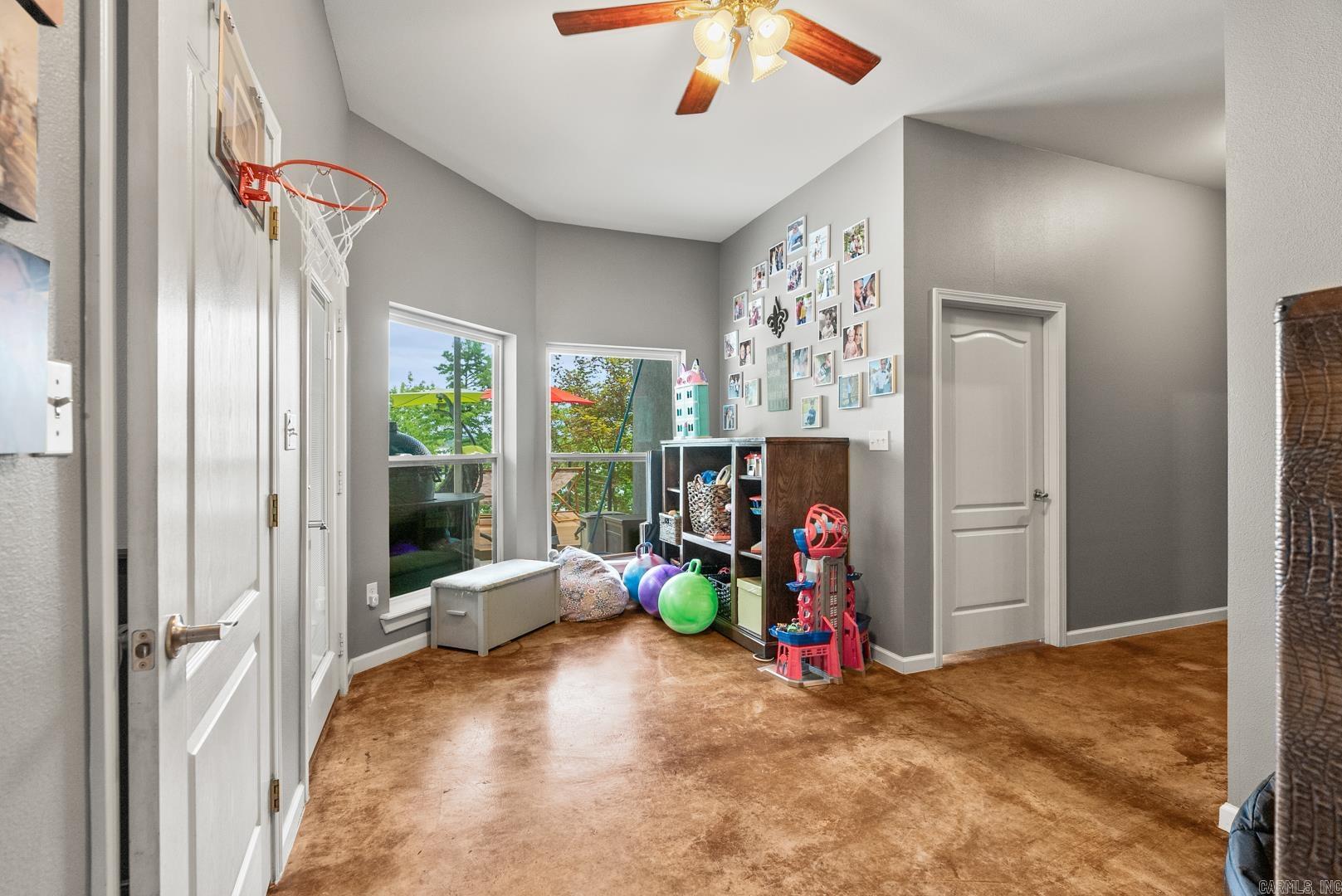 1101 Lakefront Road  Quitman, AR