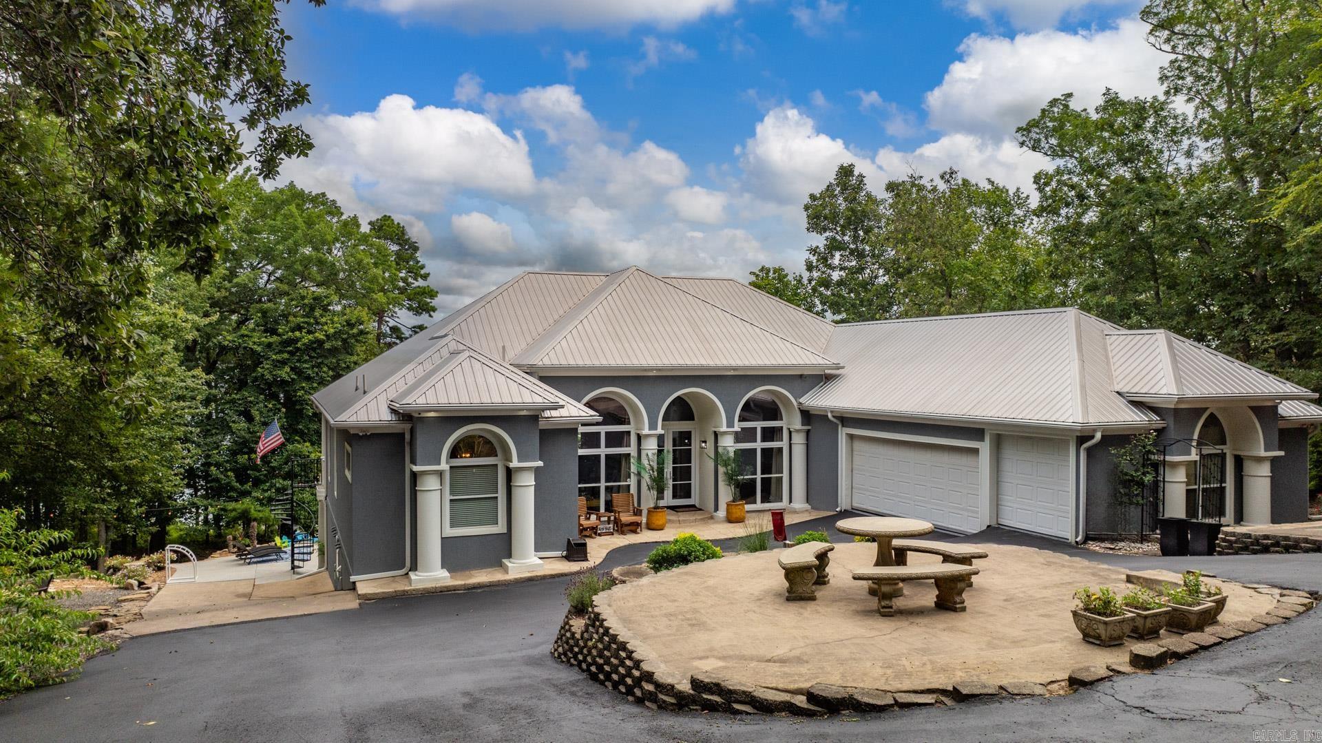 1101 Lakefront Road  Quitman, AR