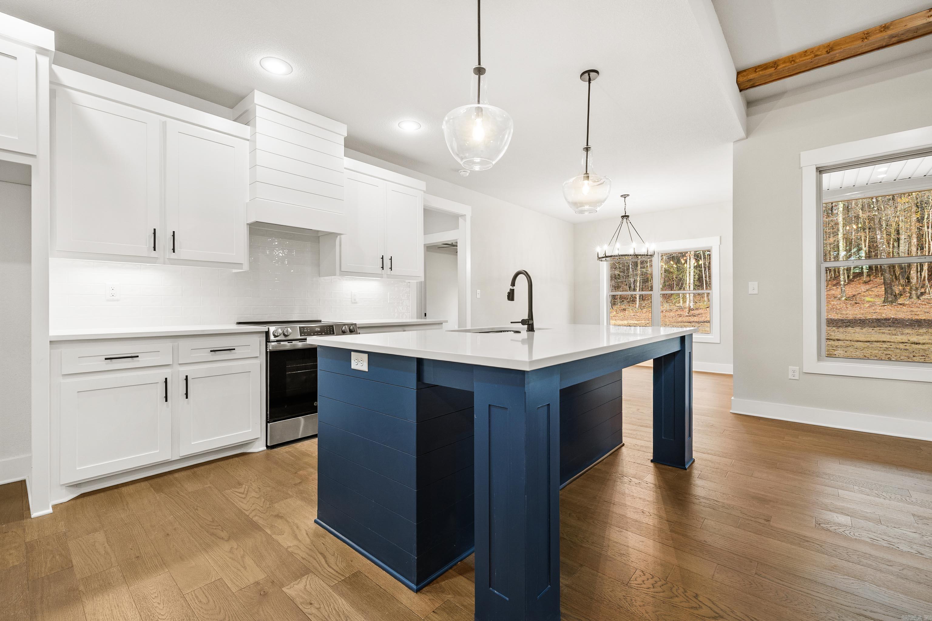 10376 Narrows  Benton, AR