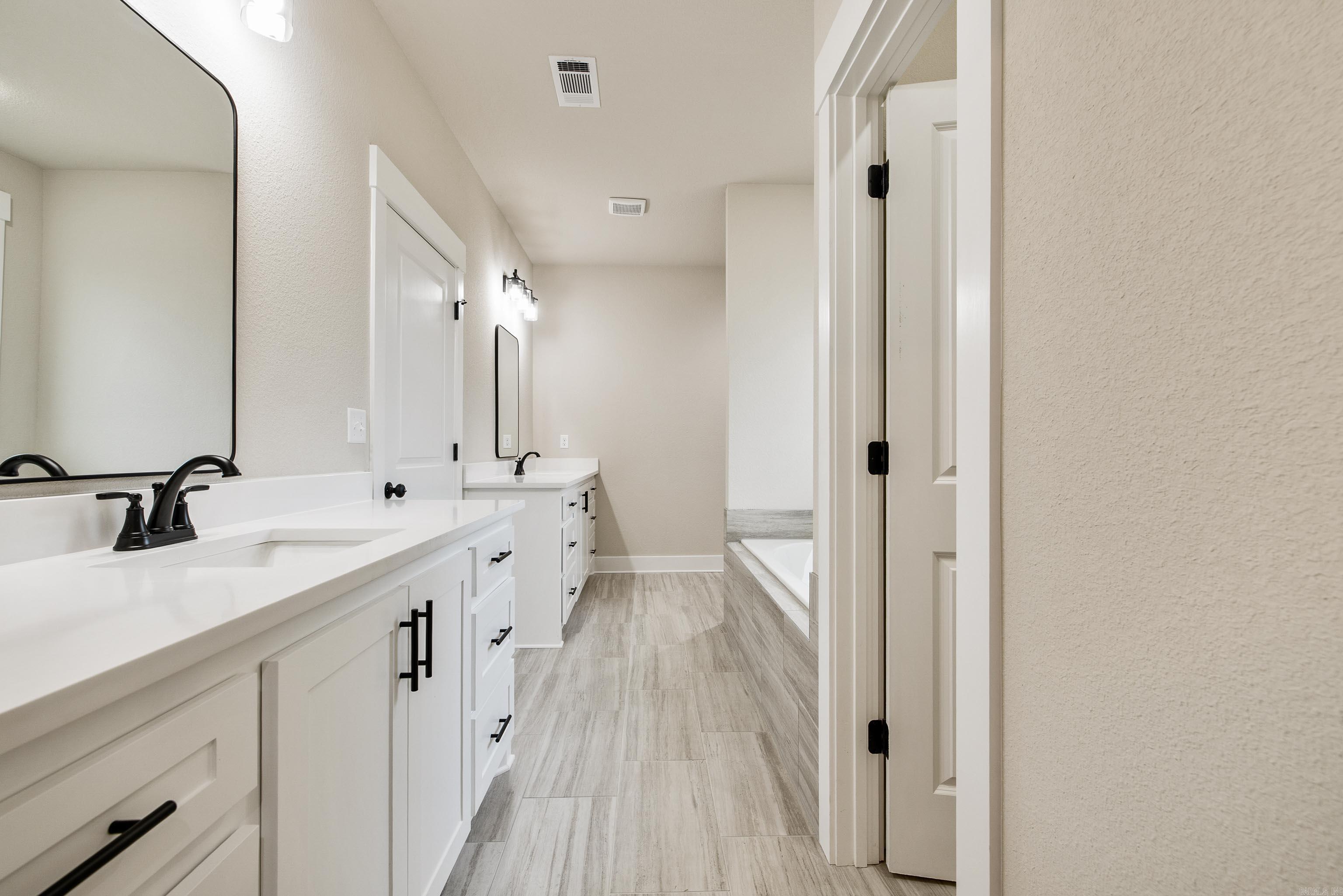 10364 Narrows  Benton, AR