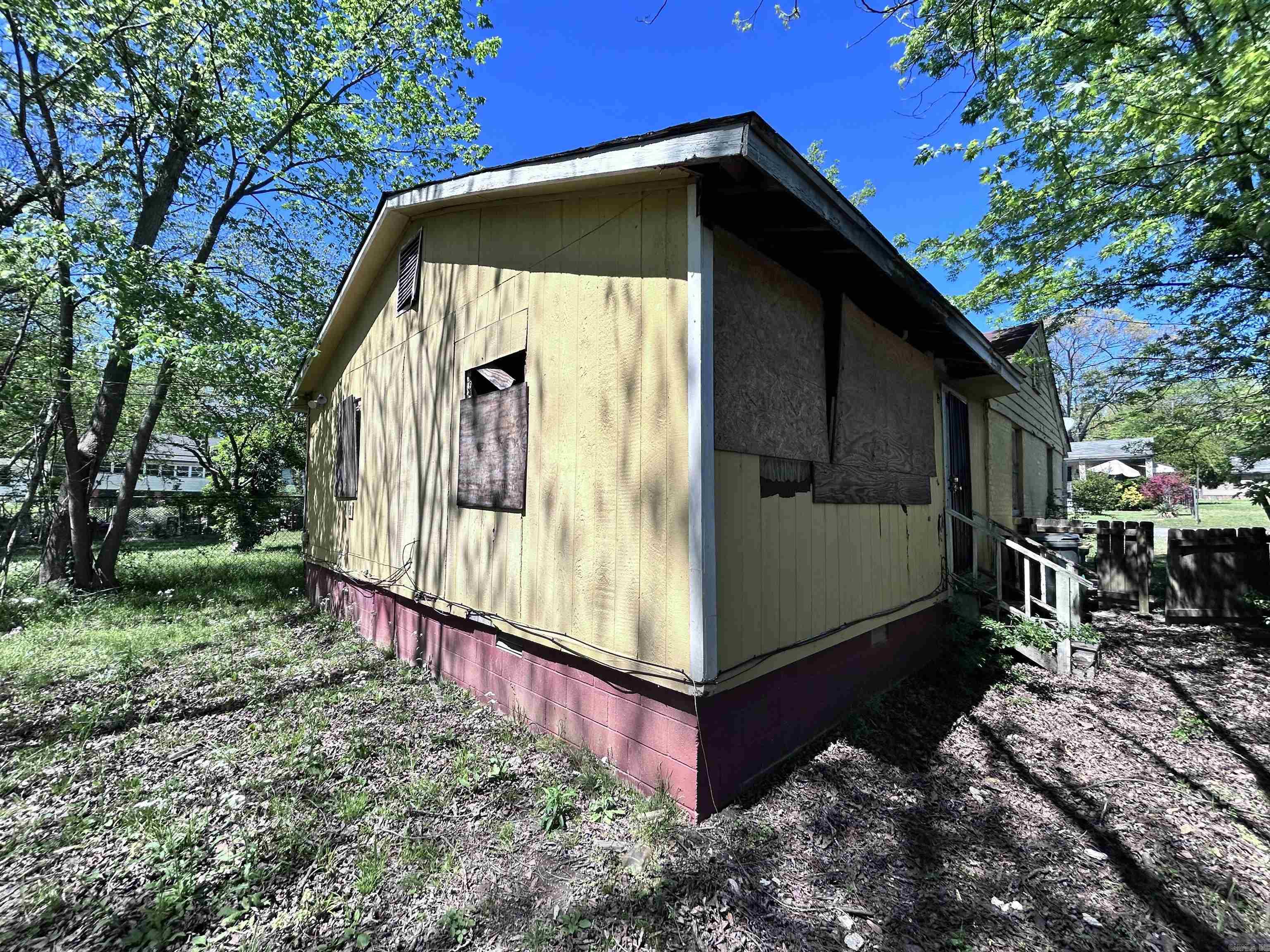 4417 W 22nd  Little Rock, AR