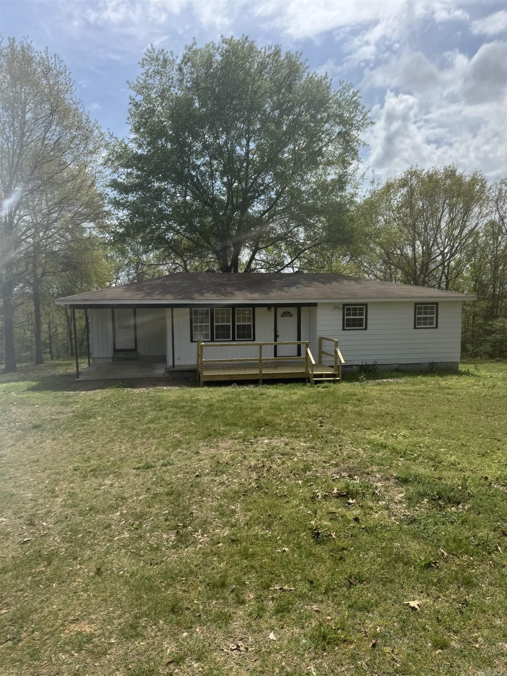 36 E Republican Rd  Greenbrier, AR