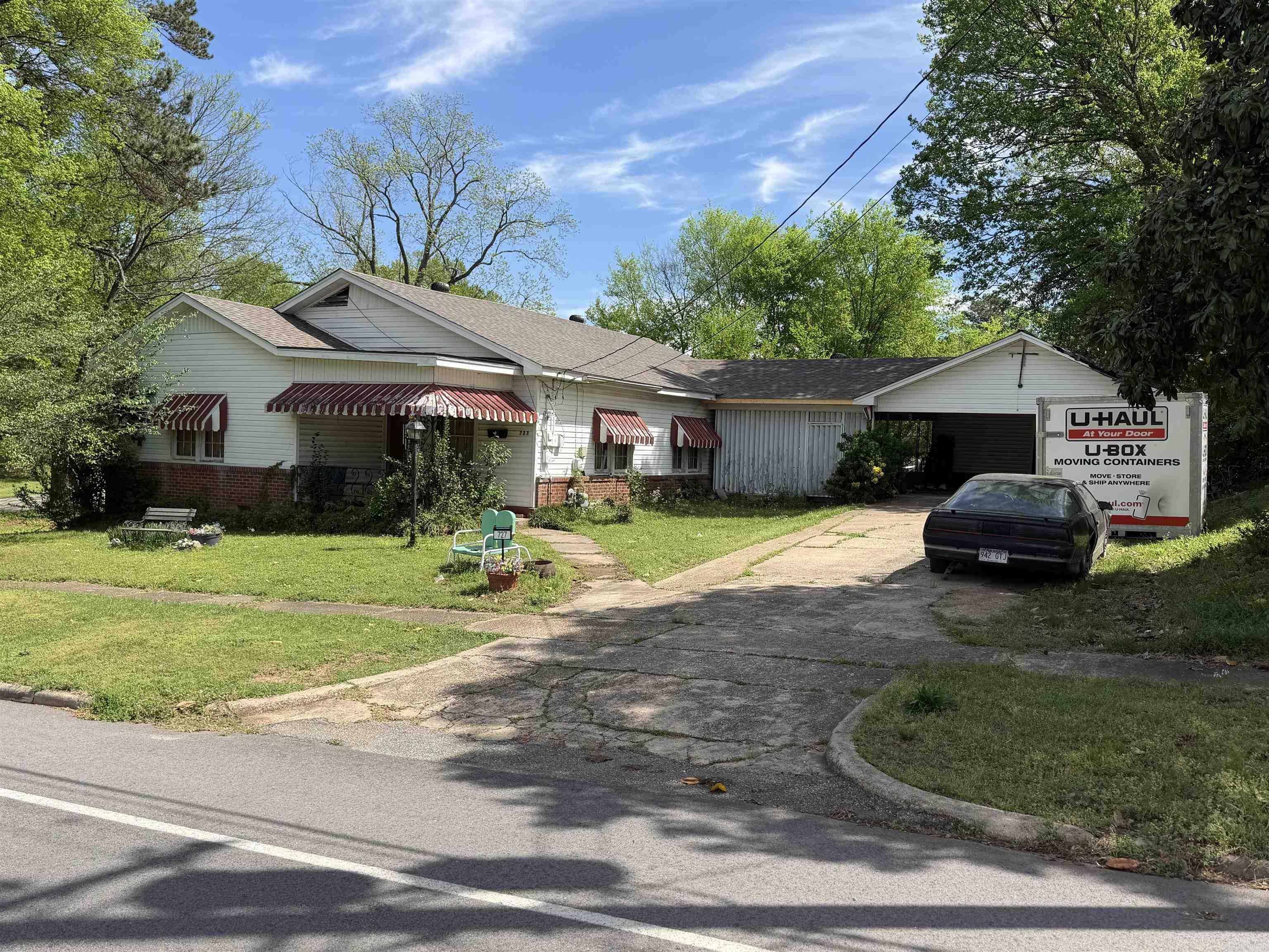 727 N Main St  Benton, AR