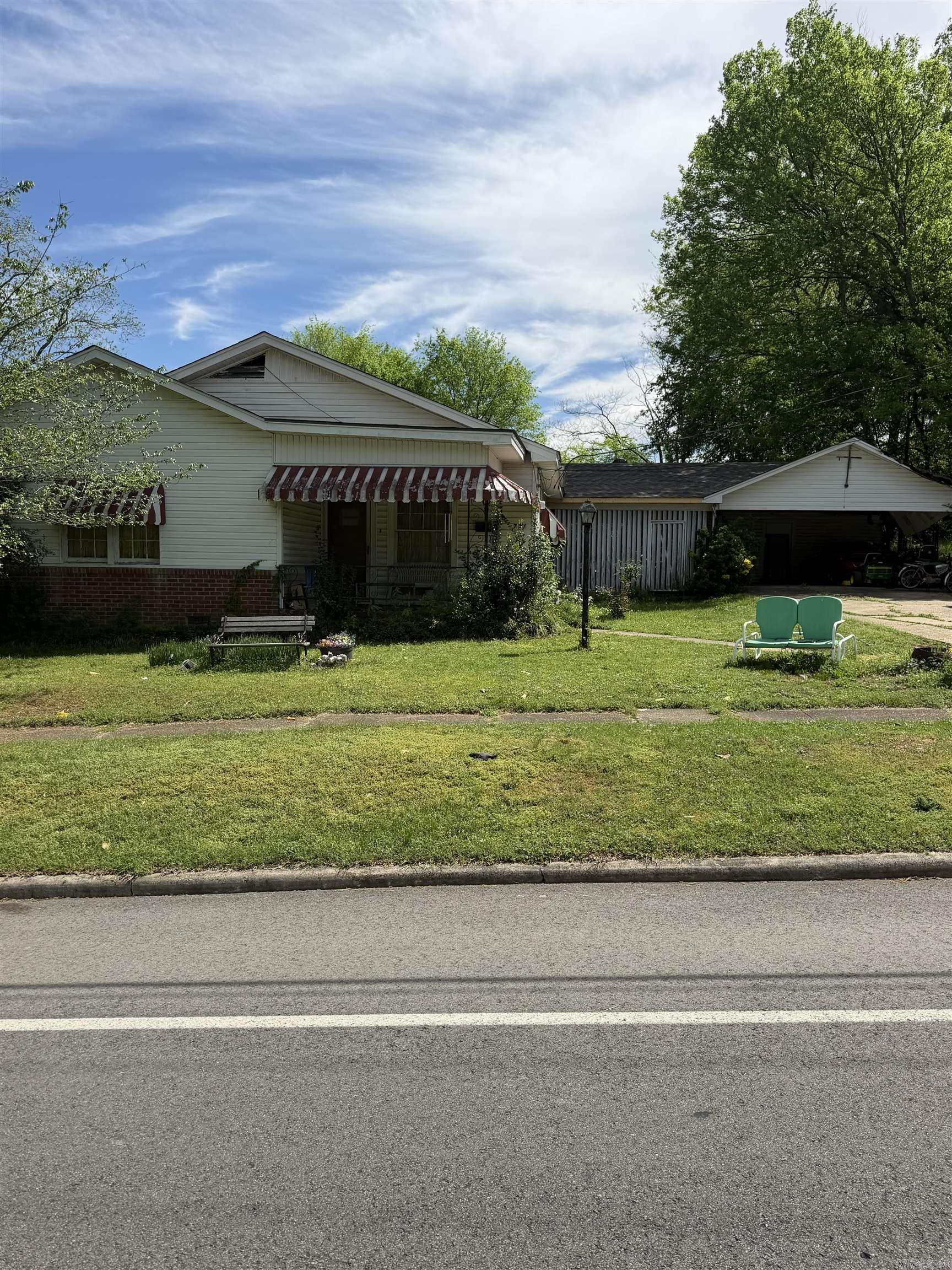 727 N Main St  Benton, AR