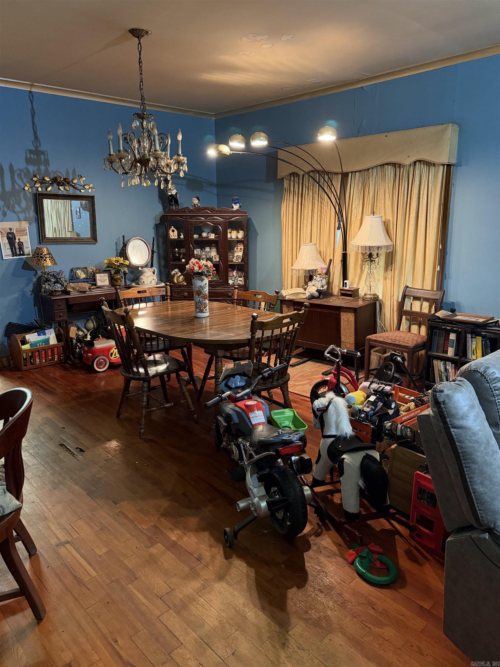 727 N Main St  Benton, AR