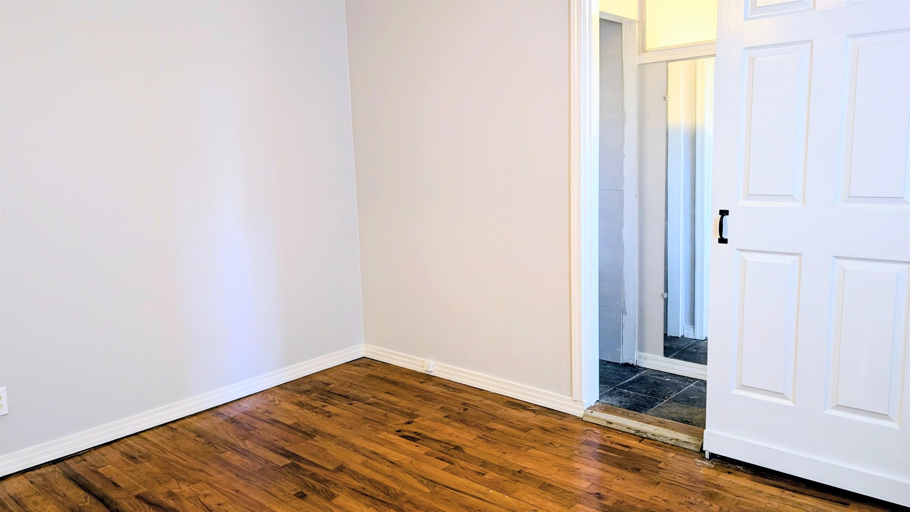 32 E Main  Ash Flat, AR