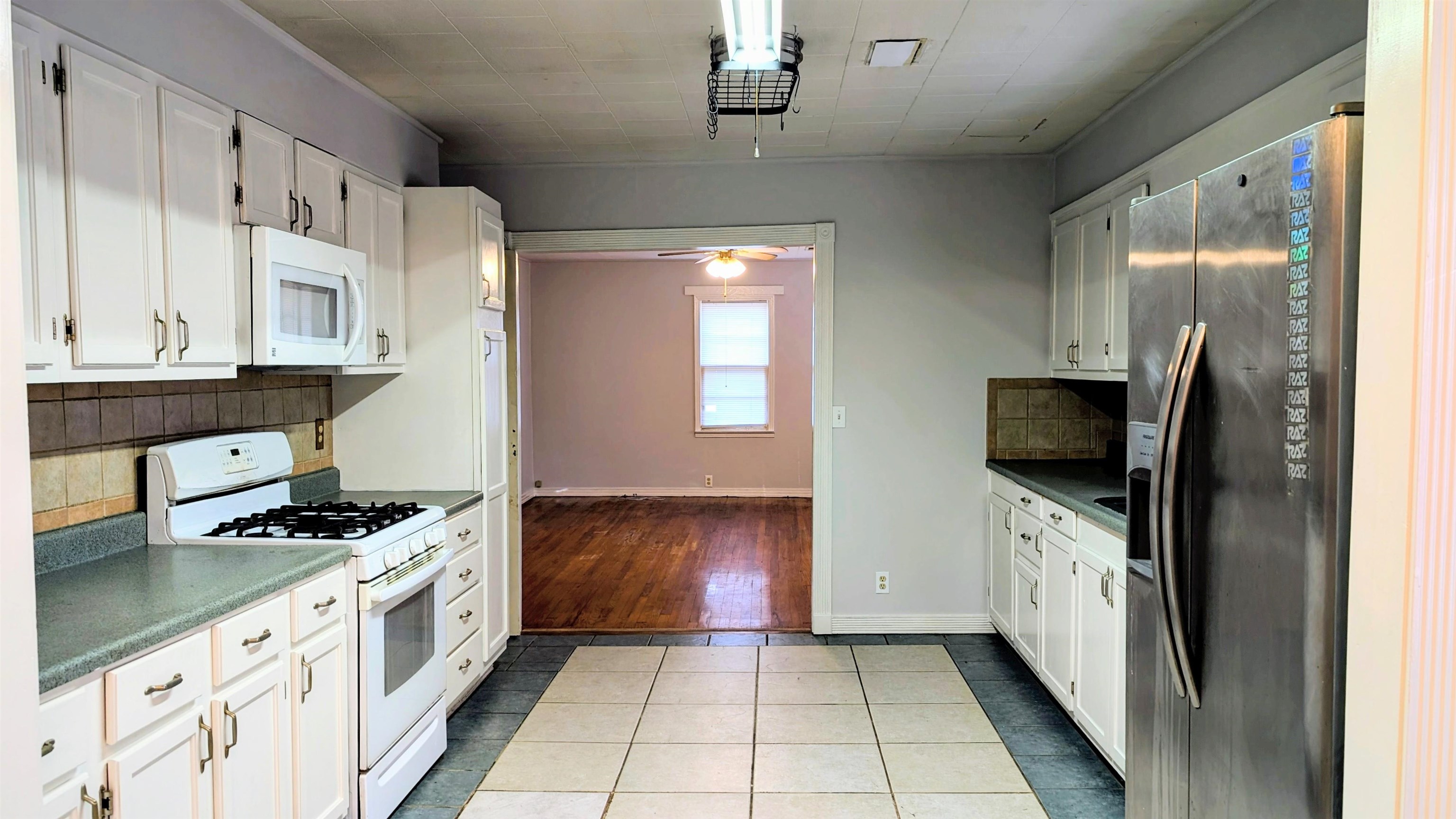 32 E Main  Ash Flat, AR