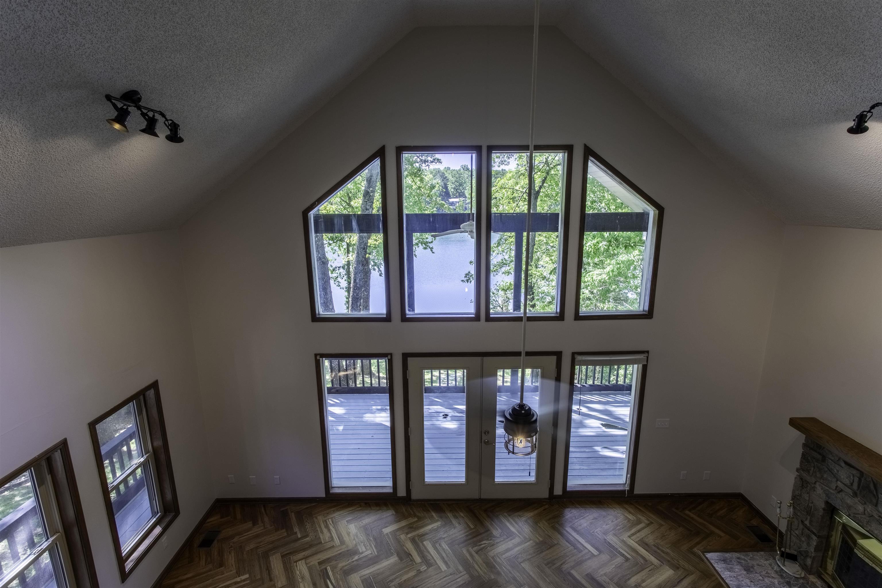8 Winnebago Trace Cherokee Village, AR 72529
