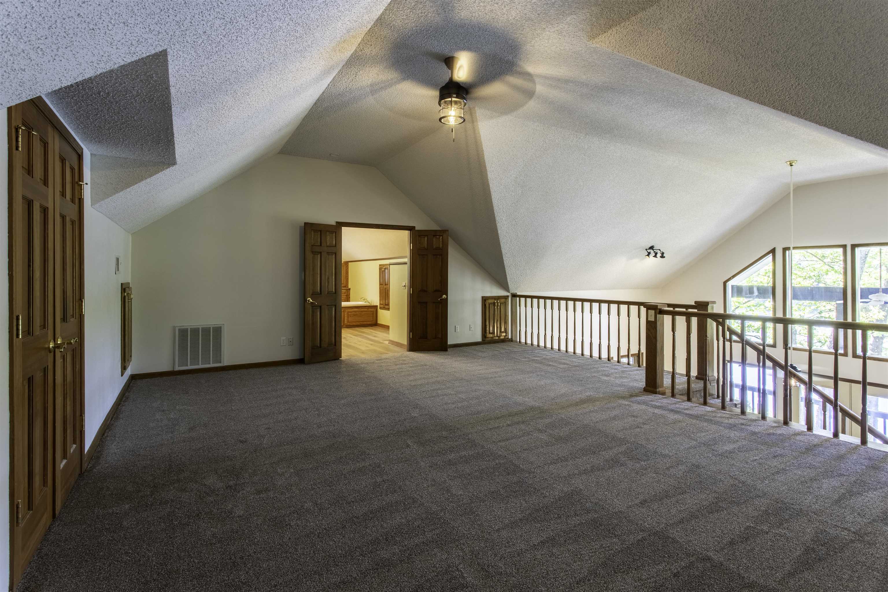 8 Winnebago Trace Cherokee Village, AR 72529