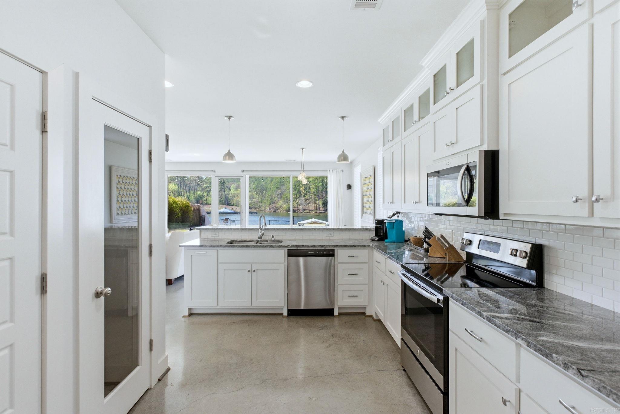 1598 Treasure Isle  Hot Springs National Park, AR