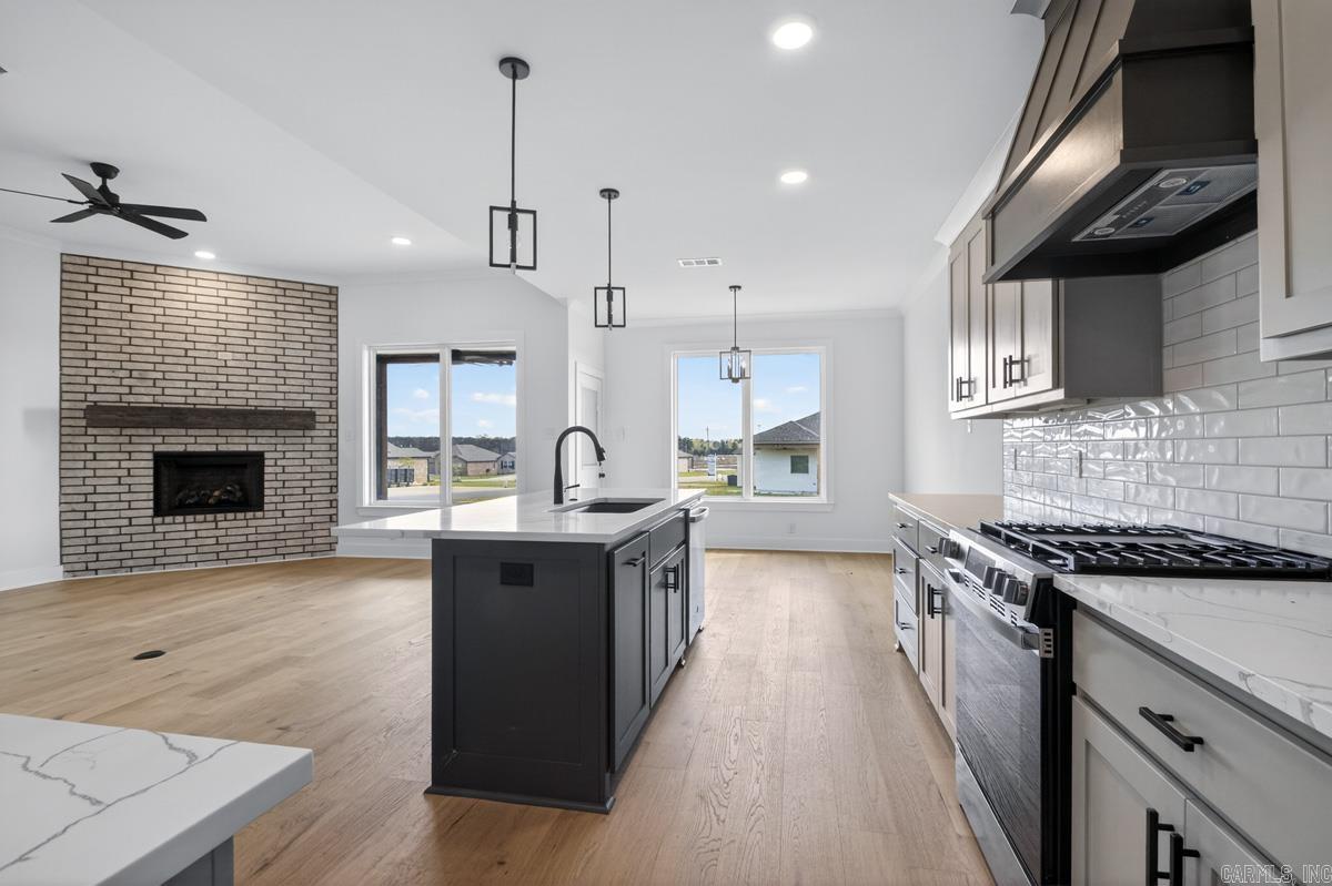 101 Kelton  Hensley, AR