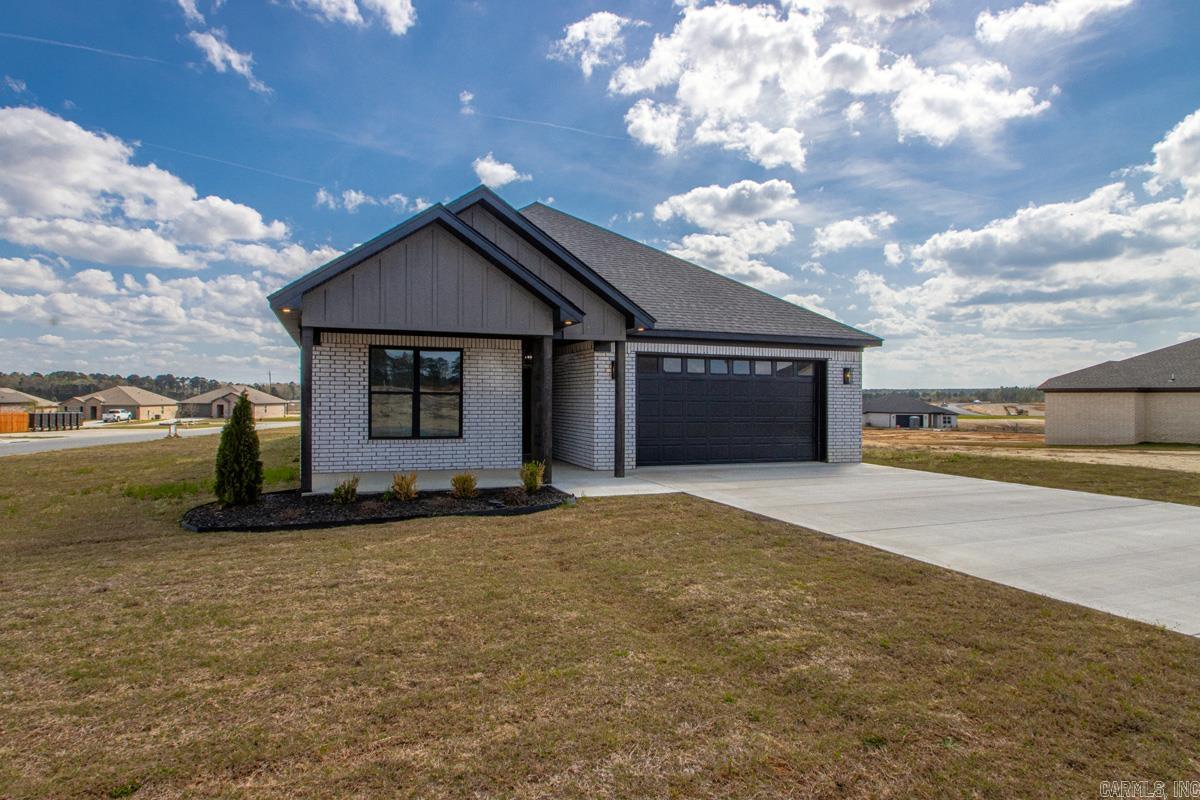 101 Kelton  Hensley, AR