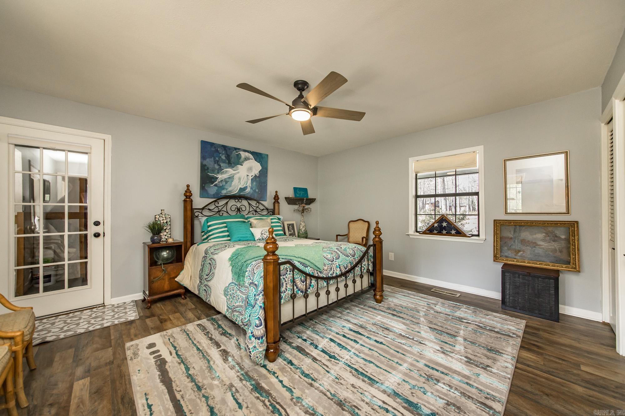 2201 River  Redfield, AR