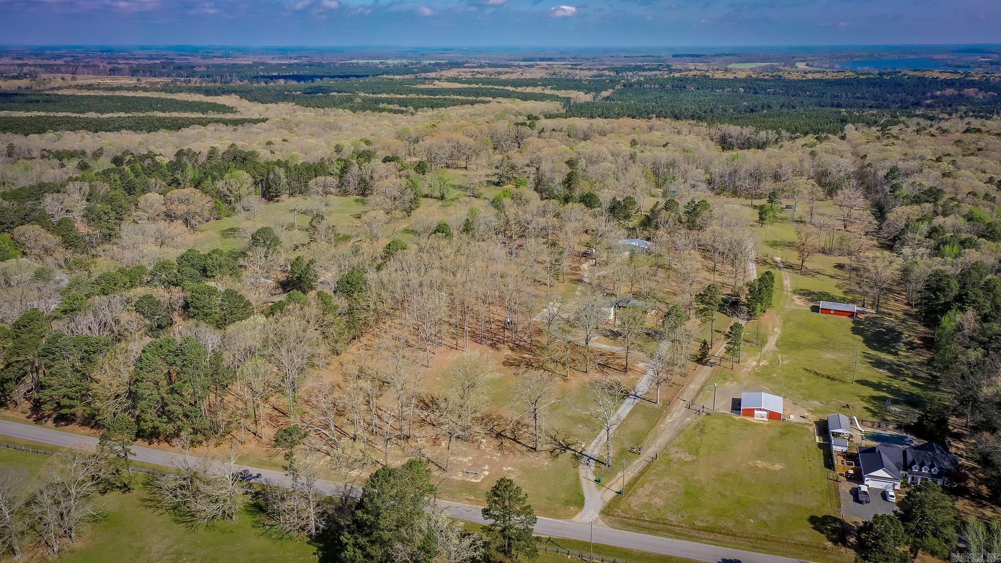 2201 River  Redfield, AR