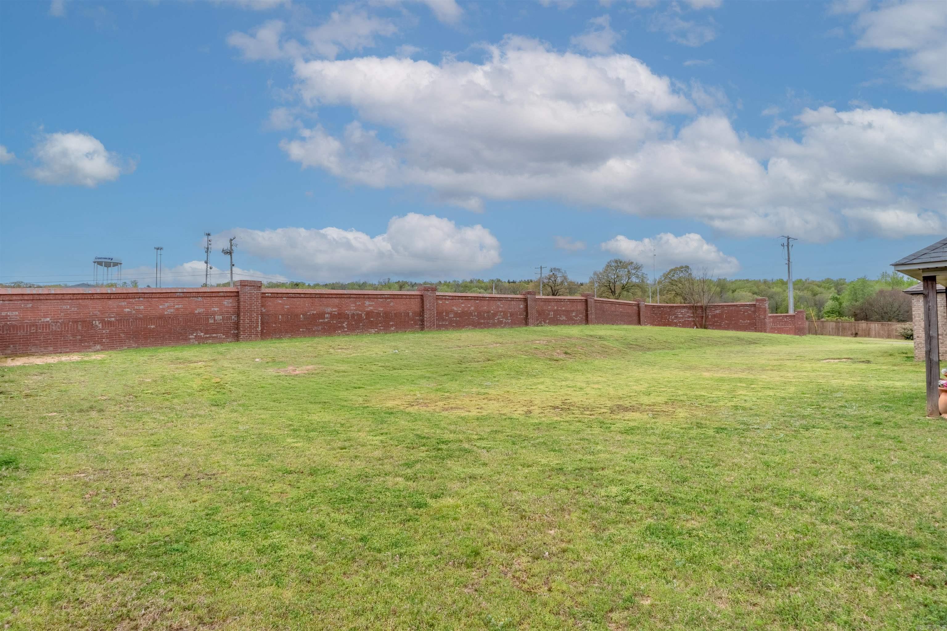 2710 Plateau Drive  Conway, AR