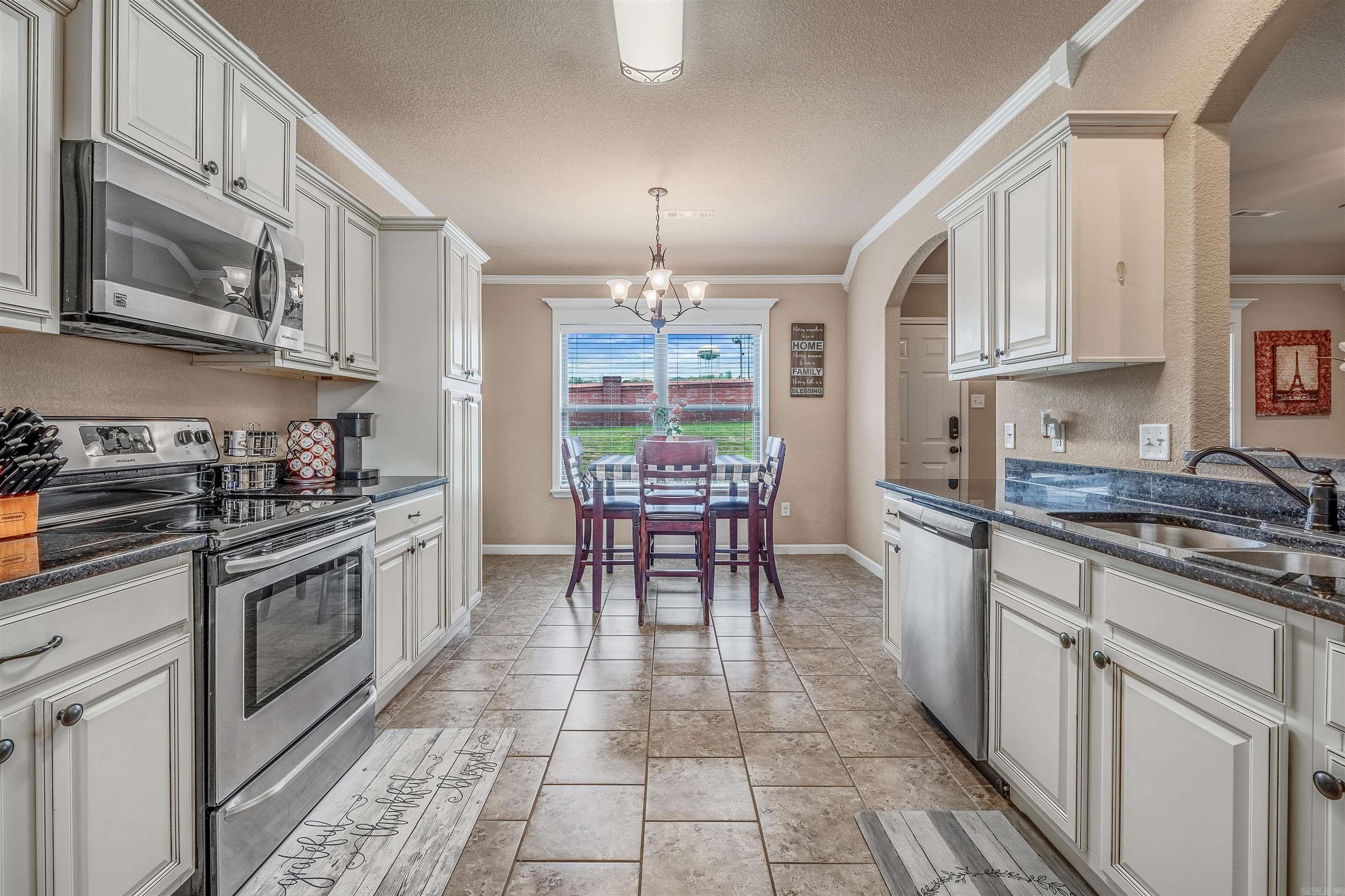 2710 Plateau Drive  Conway, AR