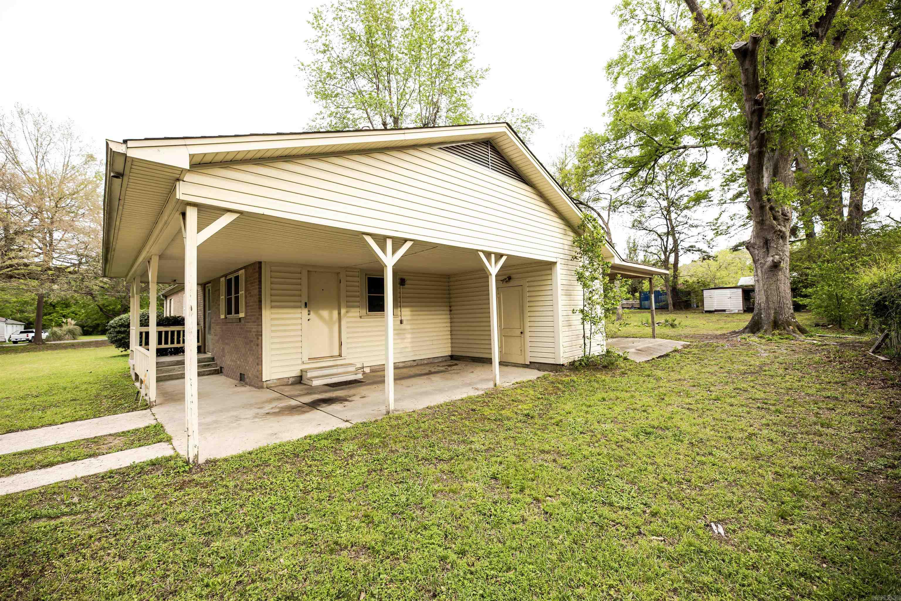 719 Waco St  Camden, AR