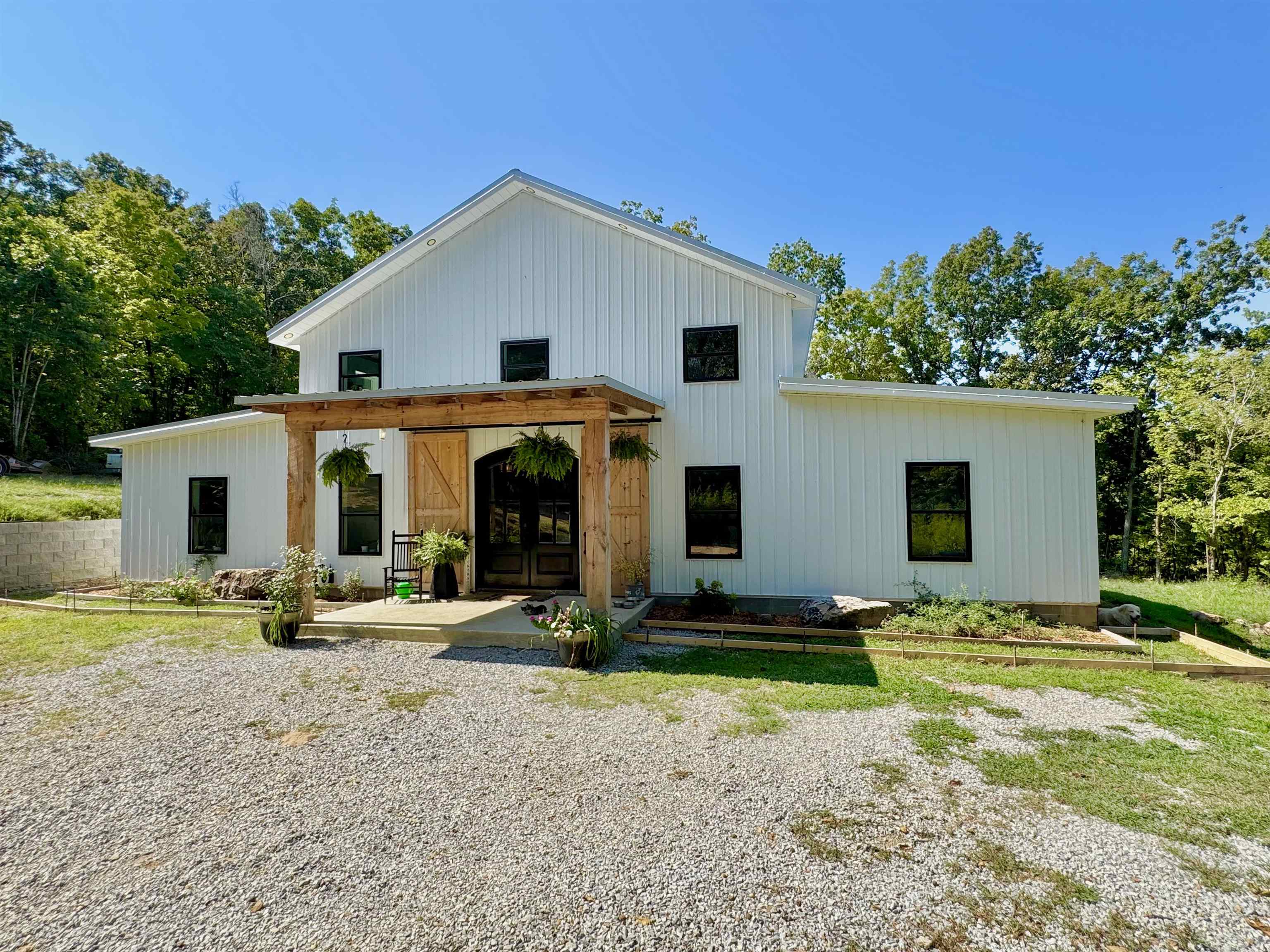 5795 Iron Mountain Road  Mountain View, AR