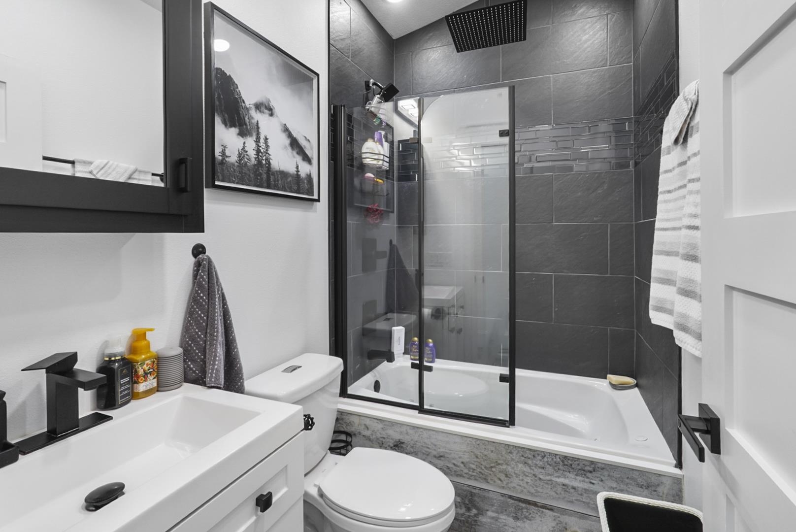 5795 Iron Mountain Road  Mountain View, AR