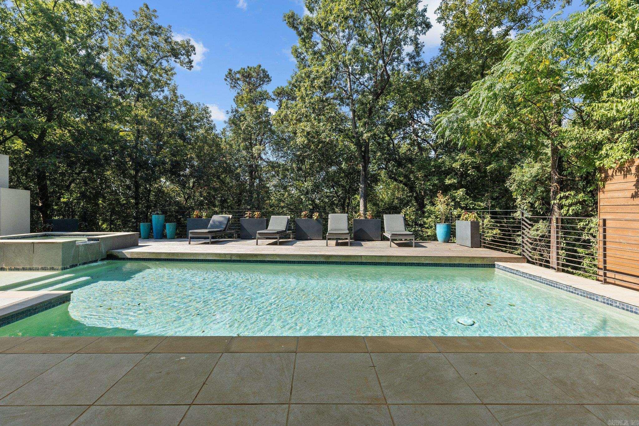 4605 Crestwood Drive Little Rock, AR 72207