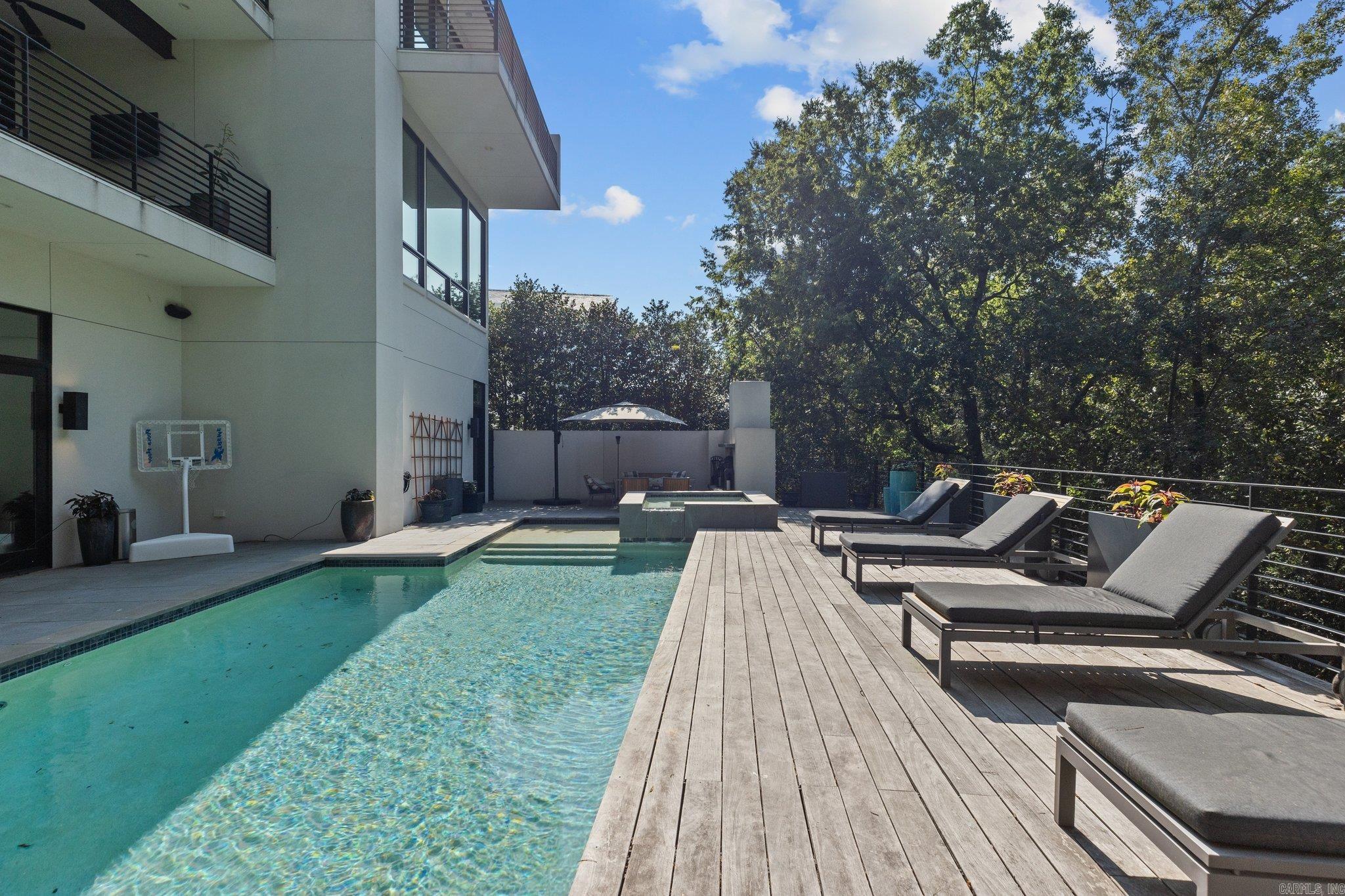 4605 Crestwood Drive Little Rock, AR 72207