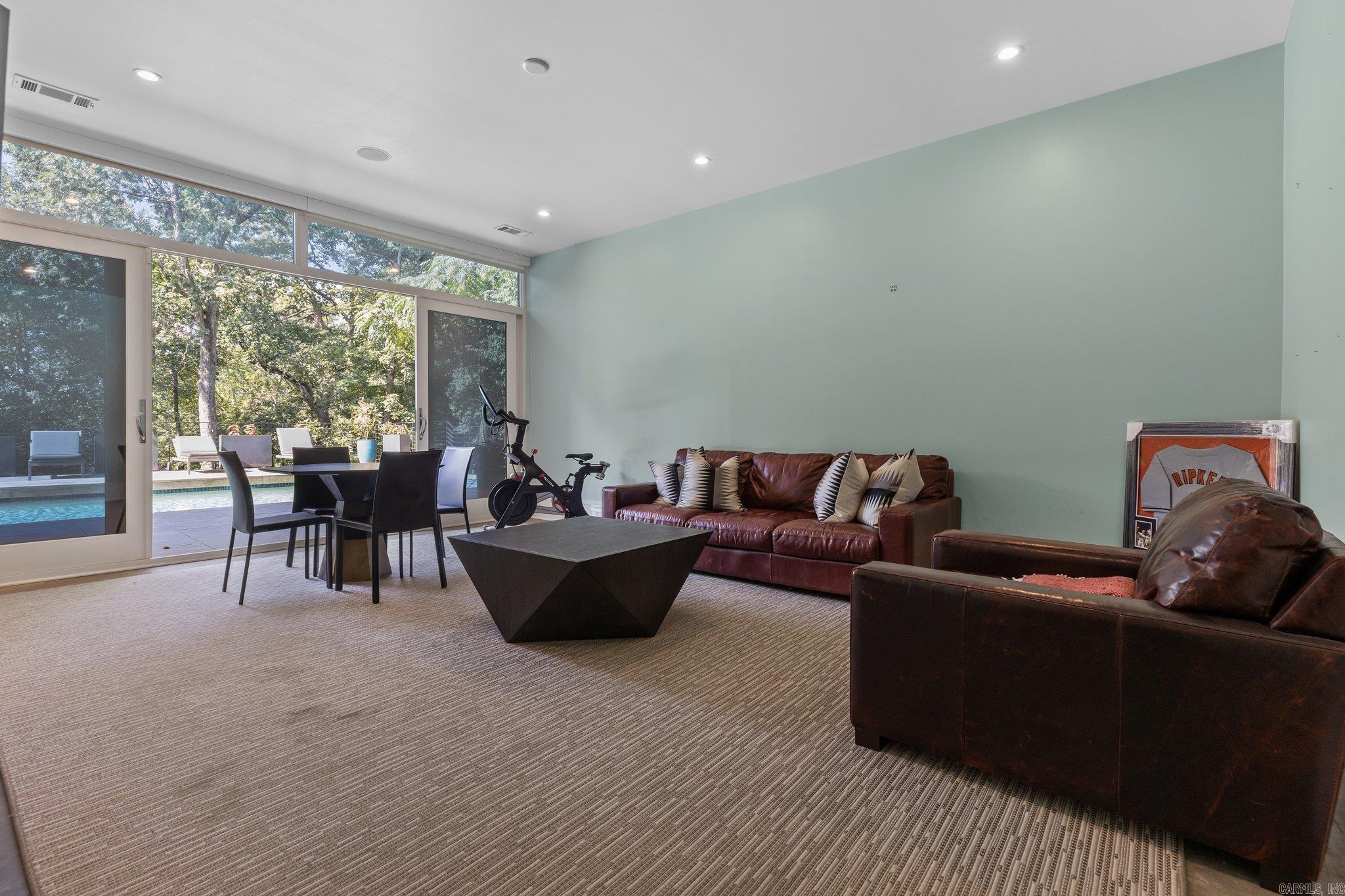 4605 Crestwood Drive Little Rock, AR 72207