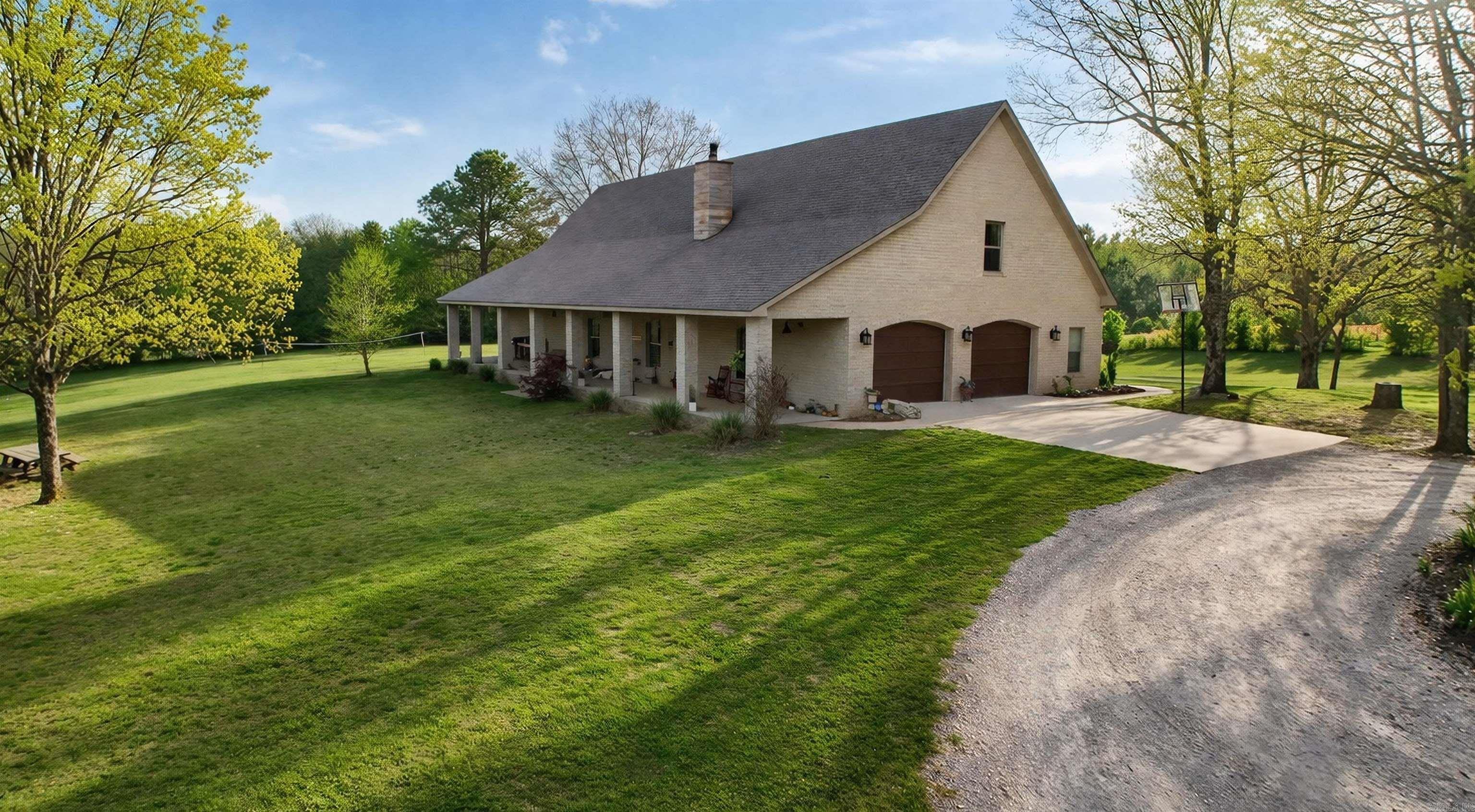 4851 County Road 745 House + 8.5 Acres Jonesboro, AR
