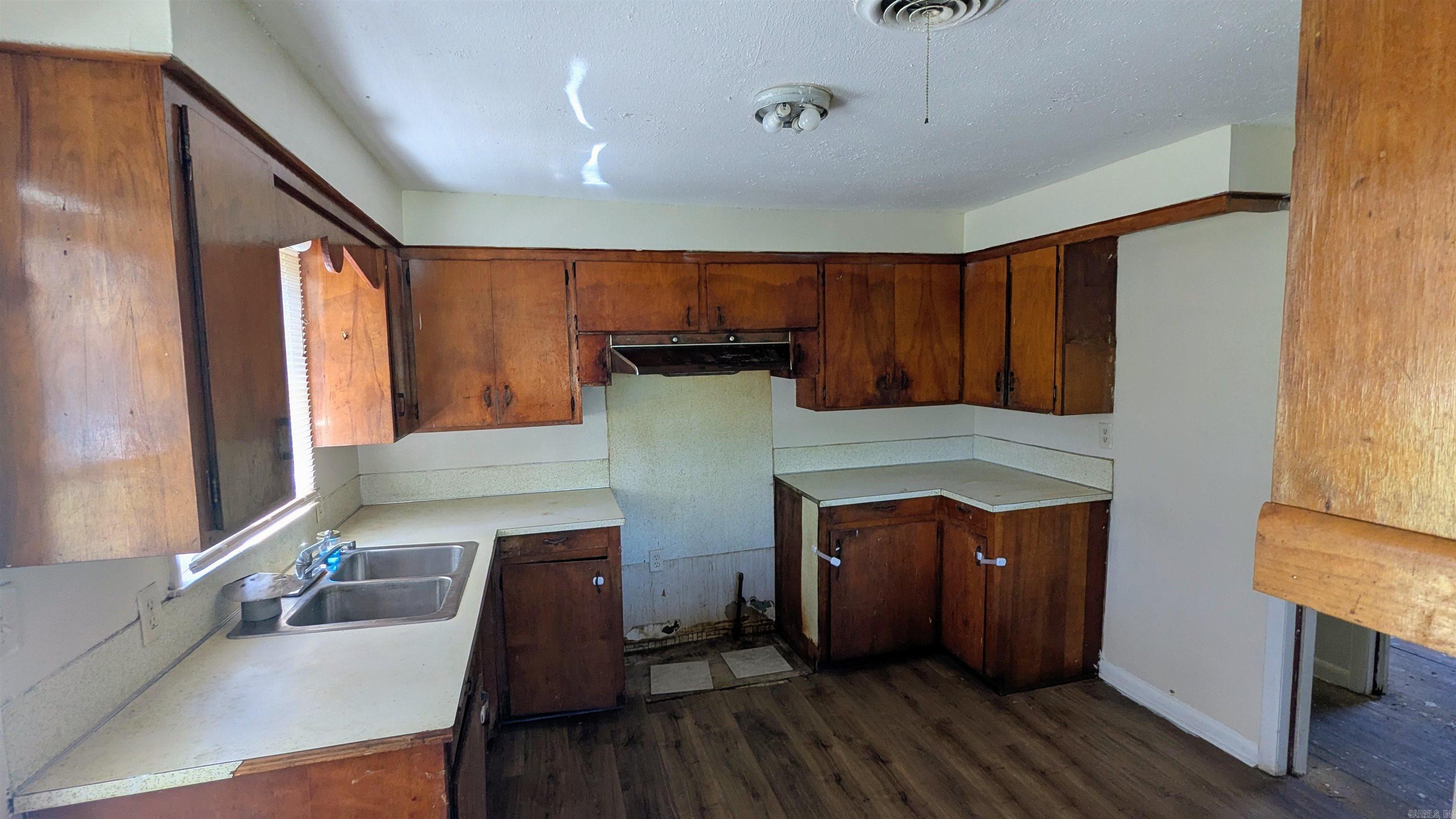 5205 Hwy 35  Benton, AR