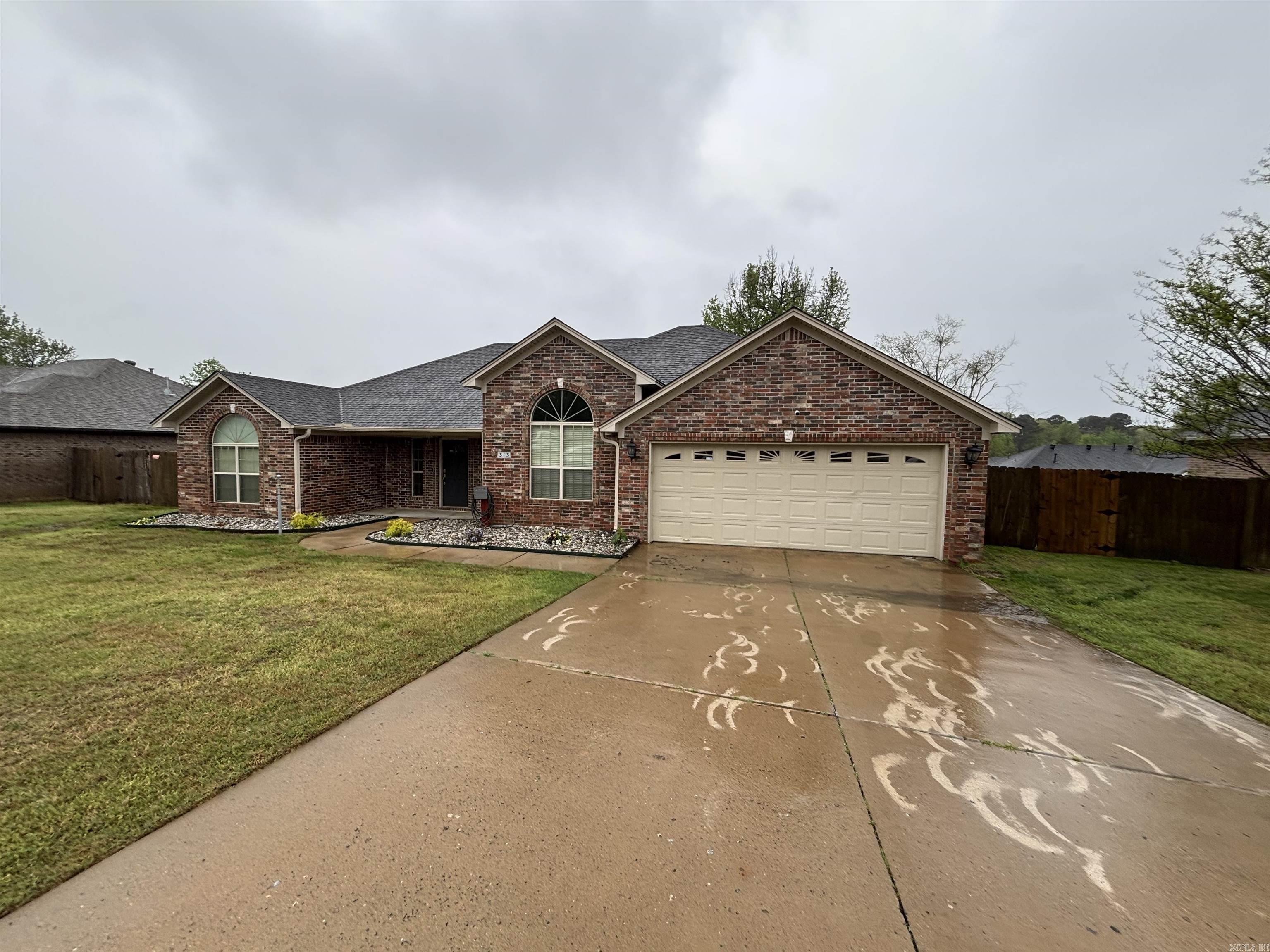313 Grant Drive  Bryant, AR