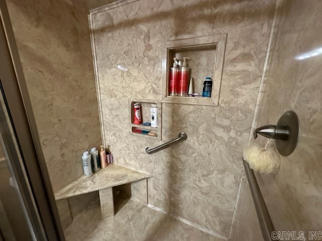 120 Patrick  Dumas, AR