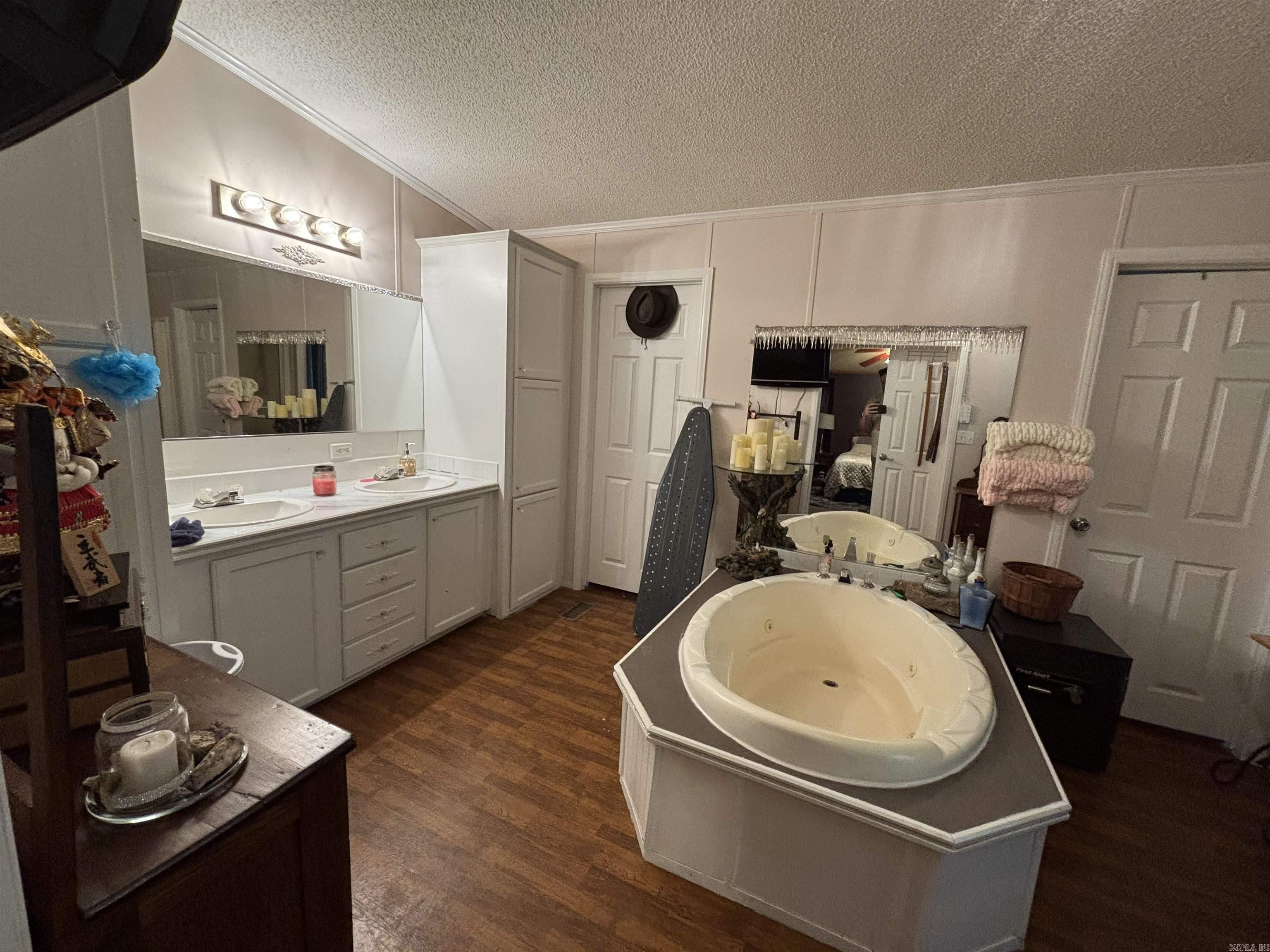 14130 Dollarway Rd  White Hall, AR